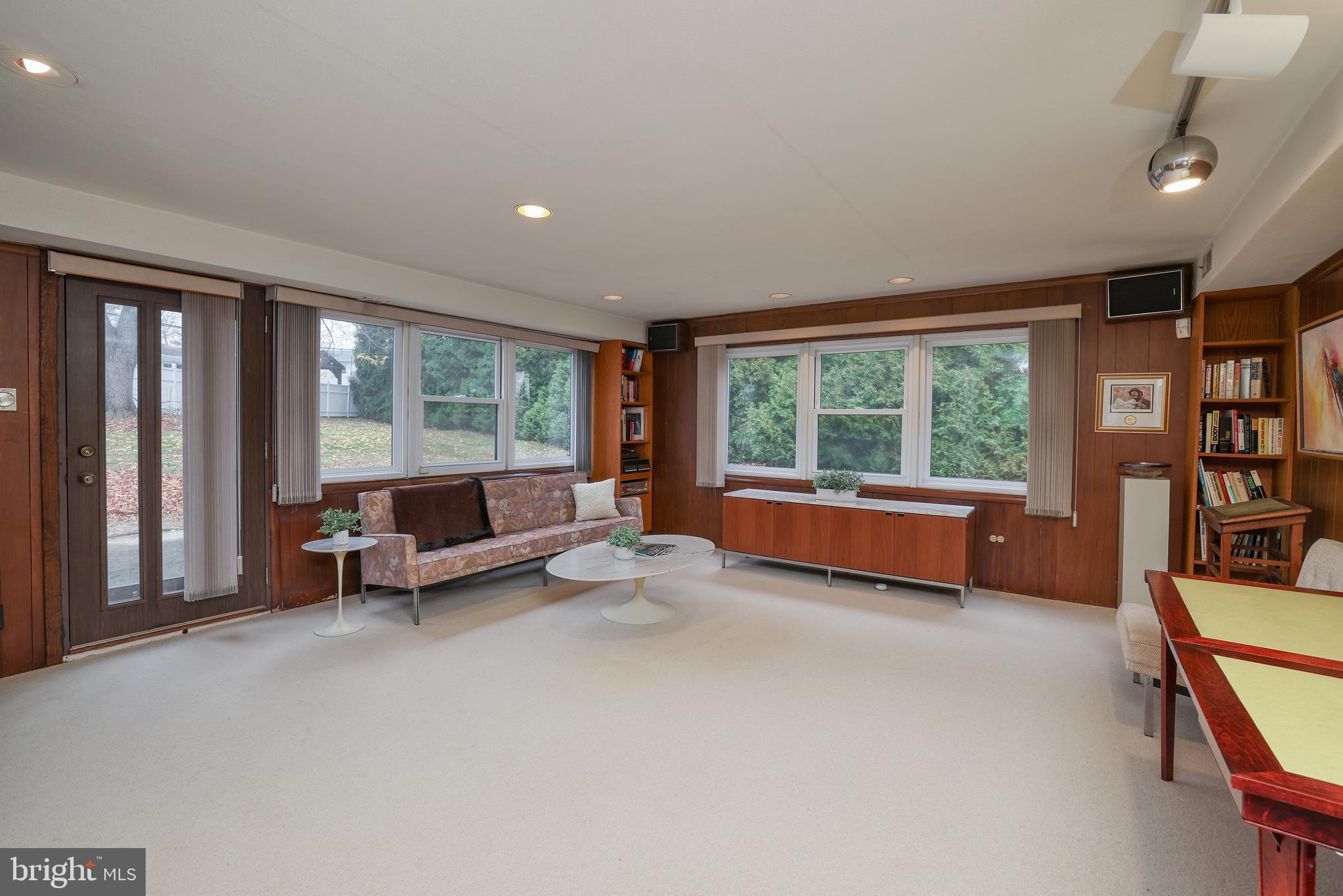 PINE VALLEY - Residential