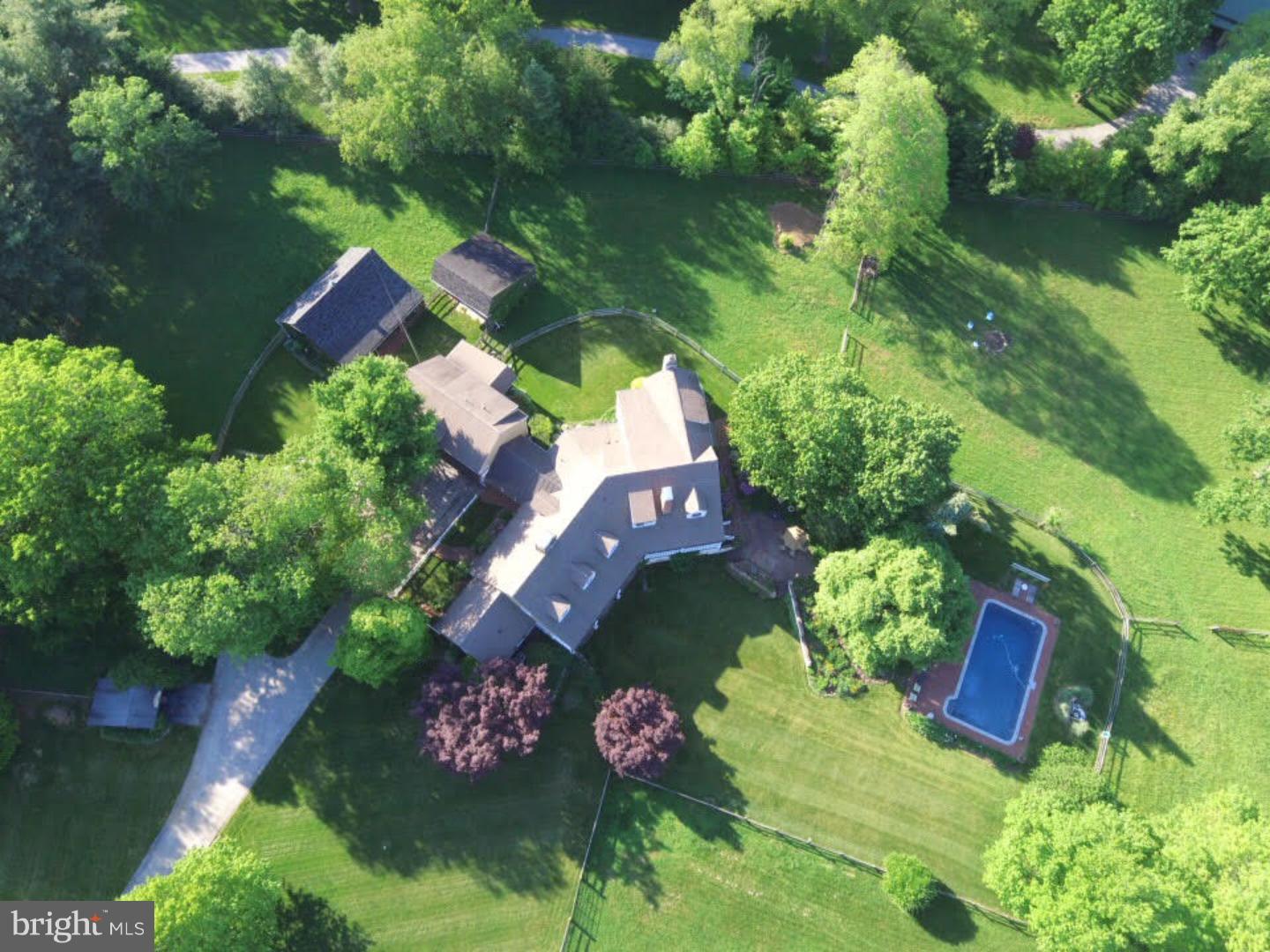 RADNOR HUNT - Residential