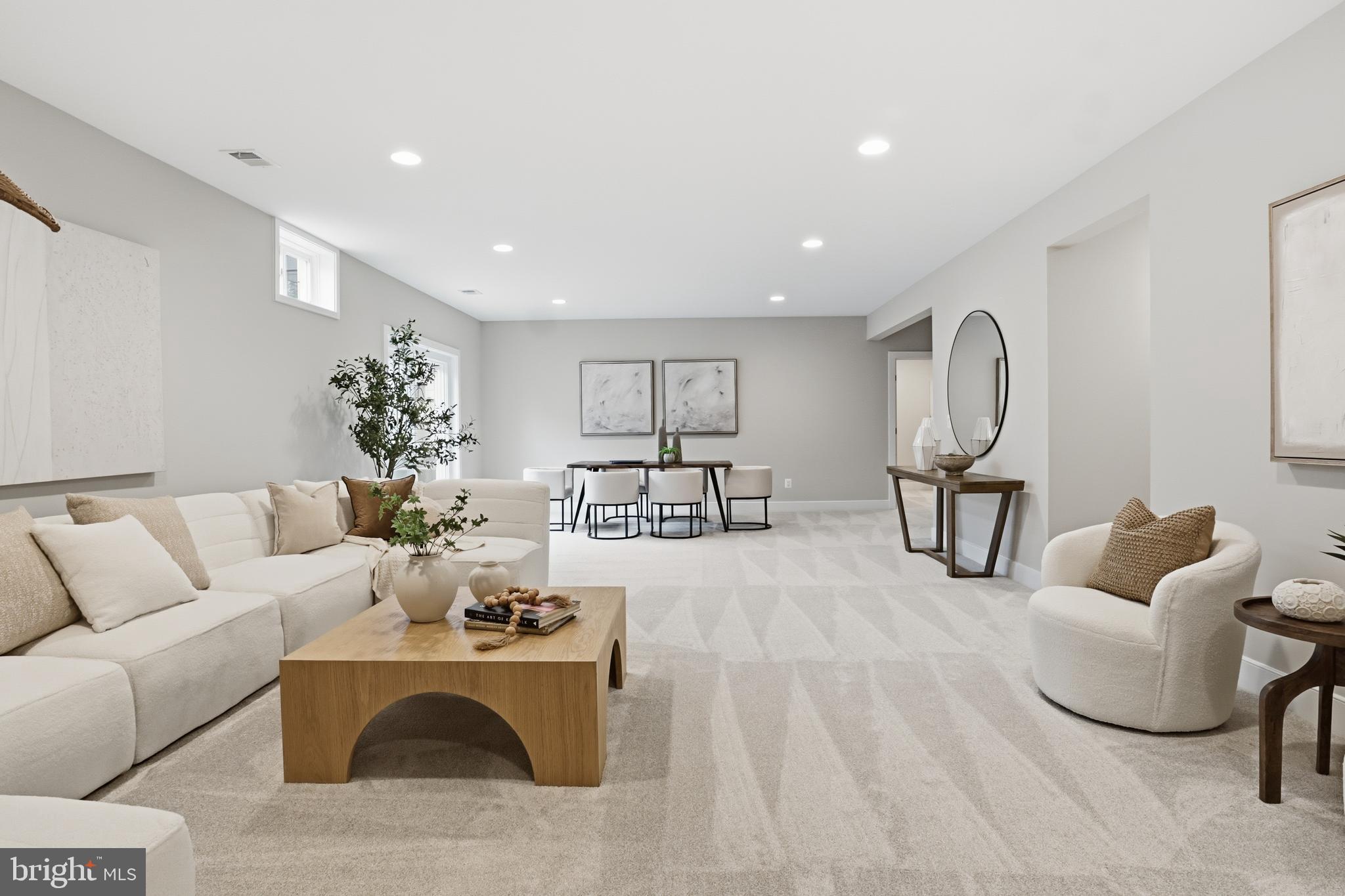 VIENNA HILLS - Residential