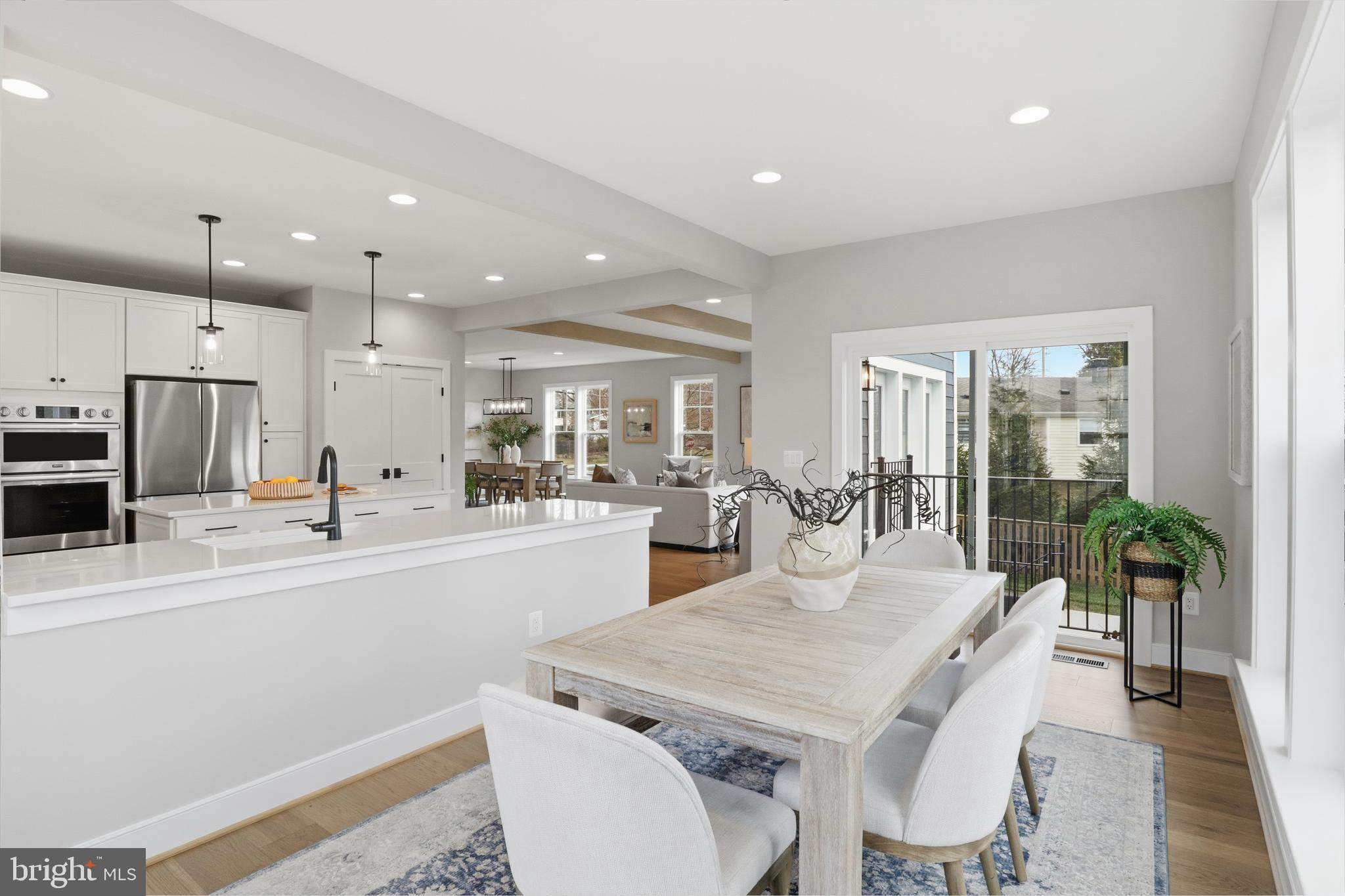 VIENNA HILLS - Residential