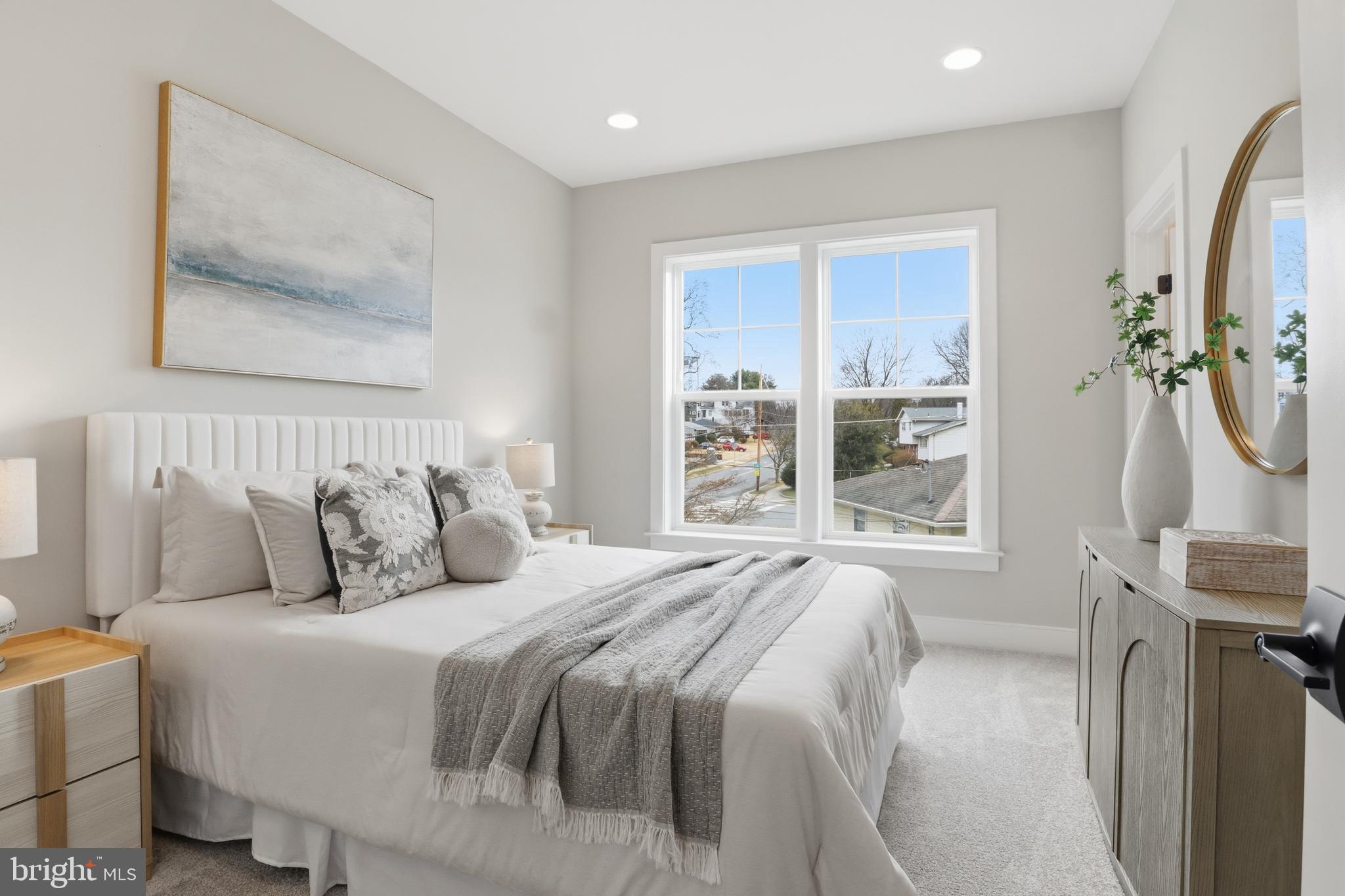 VIENNA HILLS - Residential