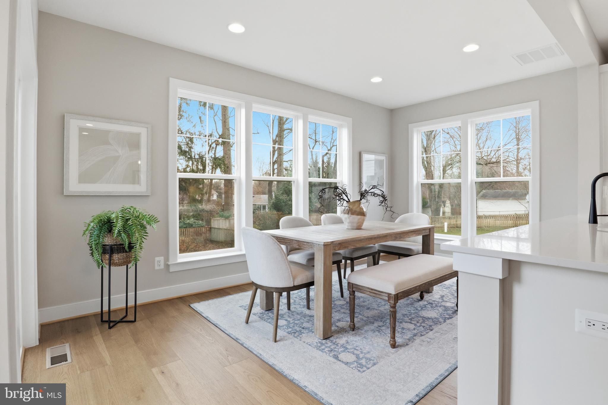 VIENNA HILLS - Residential