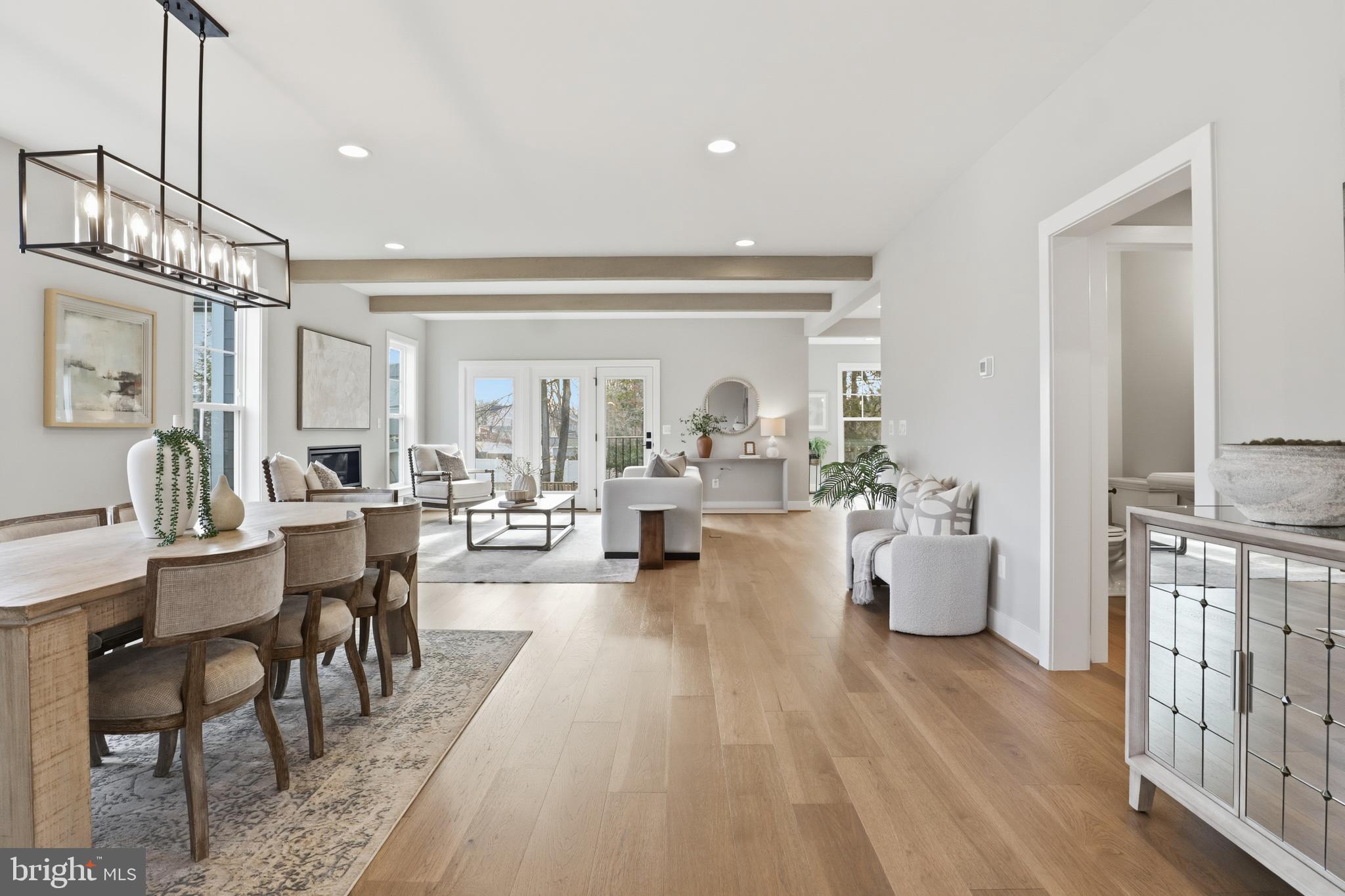 VIENNA HILLS - Residential