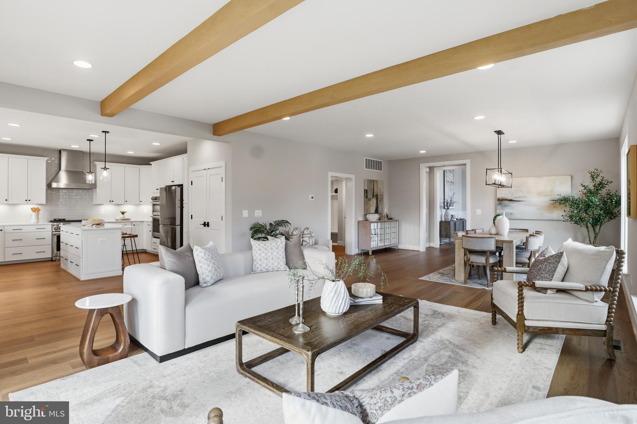 VIENNA HILLS - Residential