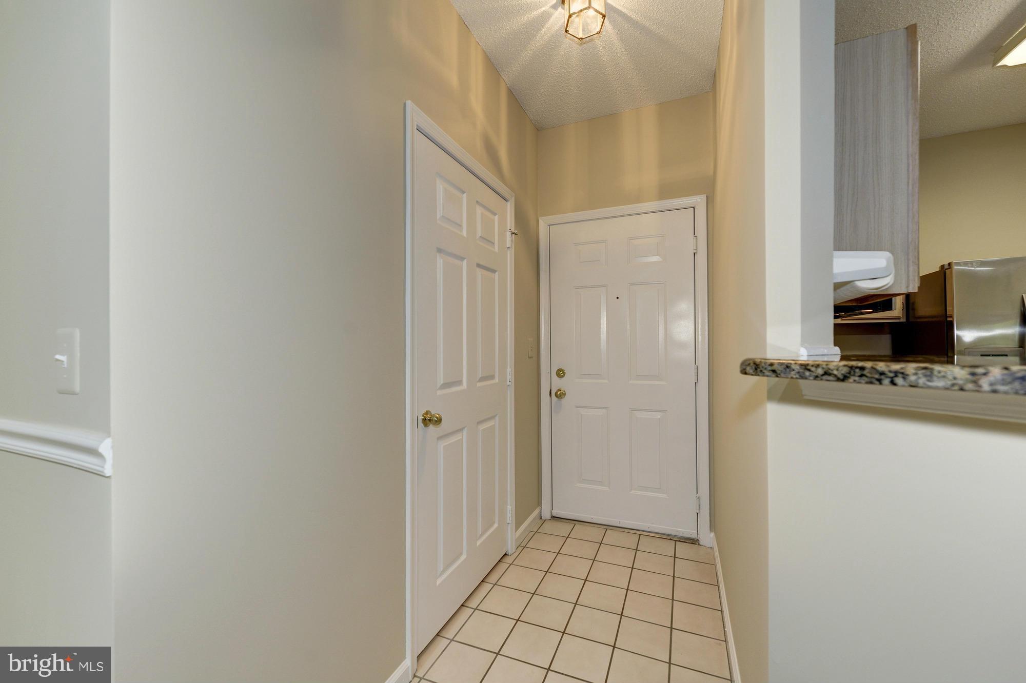 EDGEWATER AT TOWN CENTER - Residential