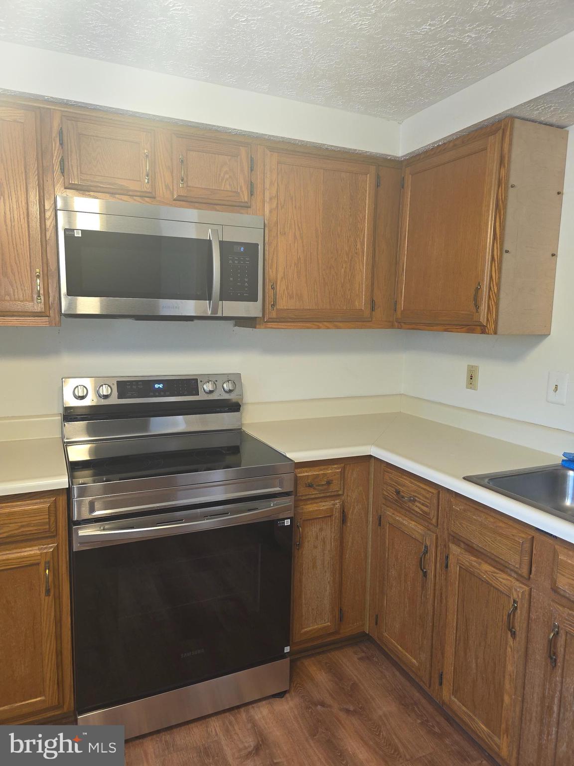9638 GLENDOWER COURT