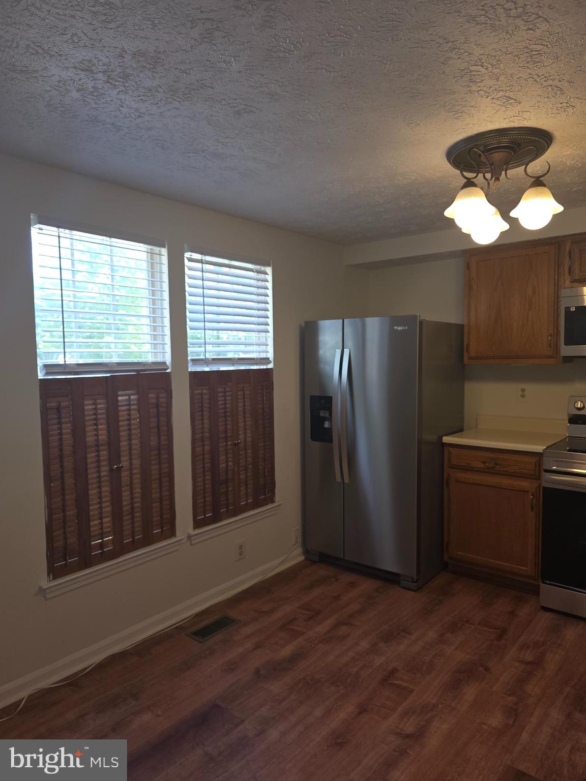 9638 GLENDOWER COURT