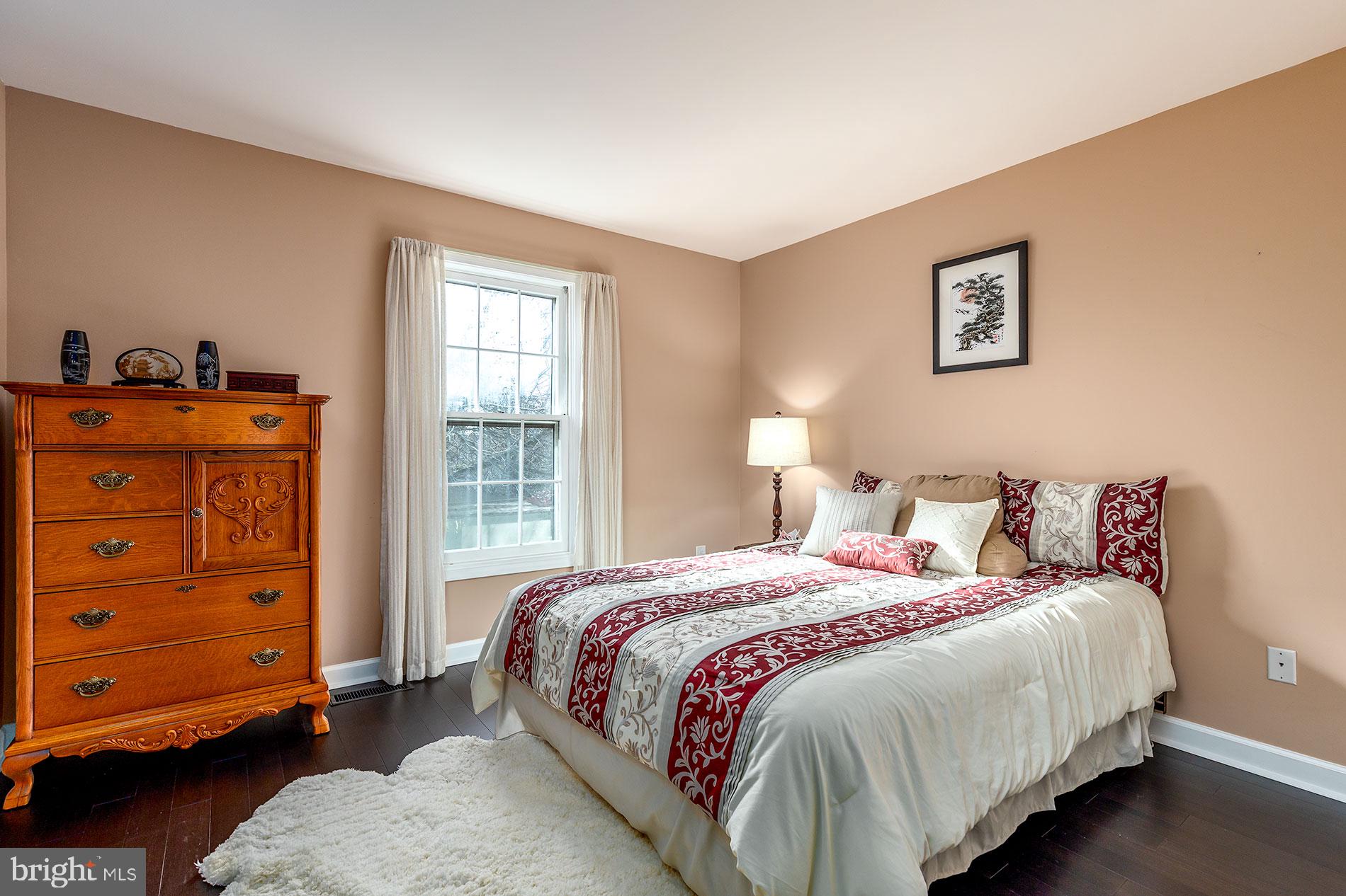 LIFESTYLE AT SULLY STATION - Residential