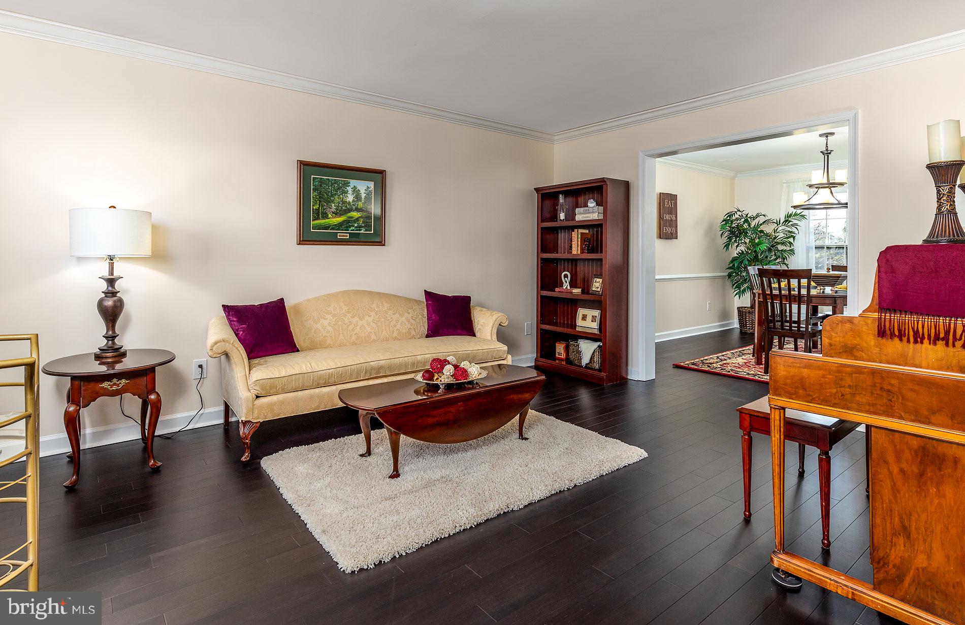 LIFESTYLE AT SULLY STATION - Residential