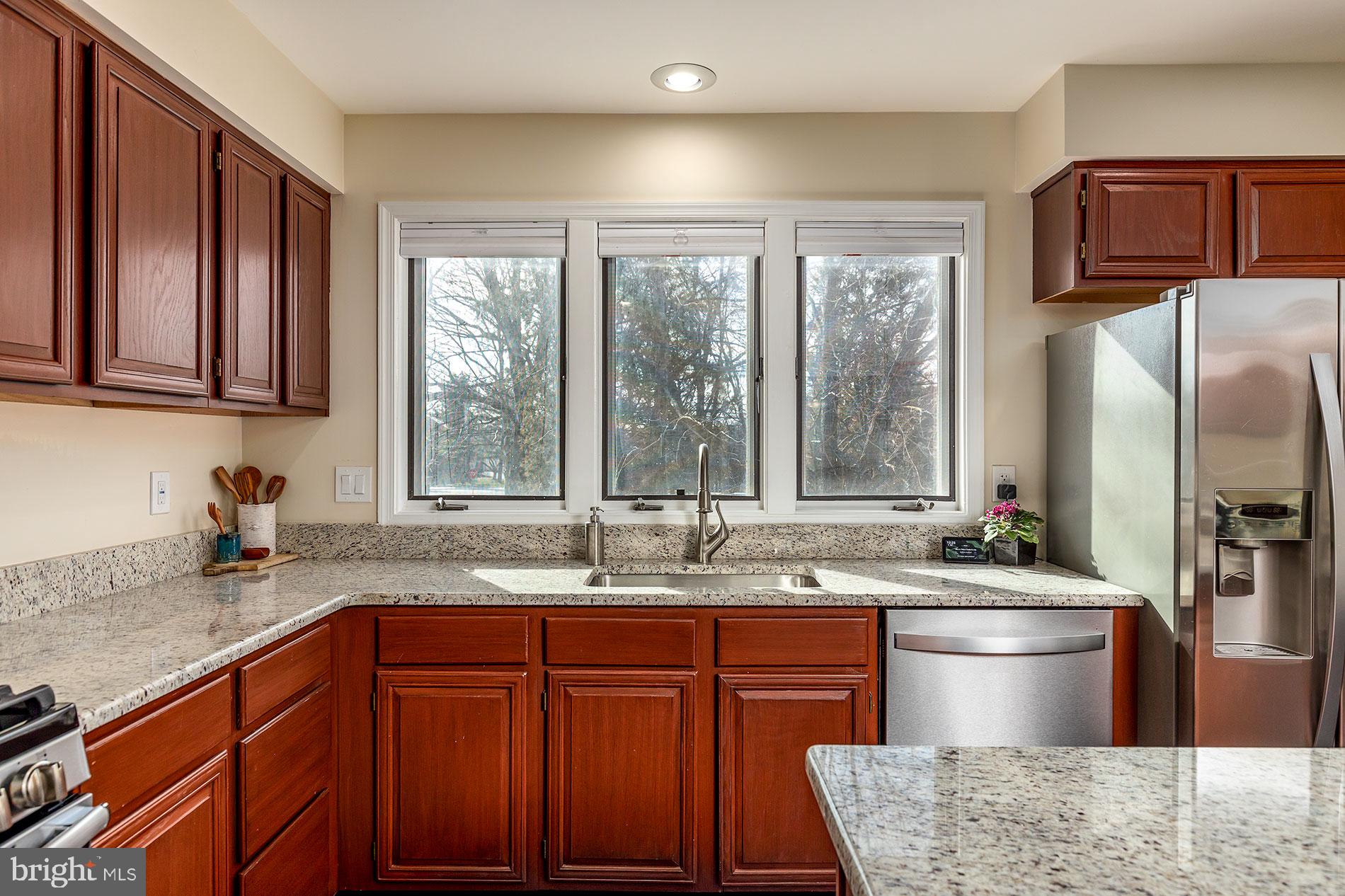 LIFESTYLE AT SULLY STATION - Residential