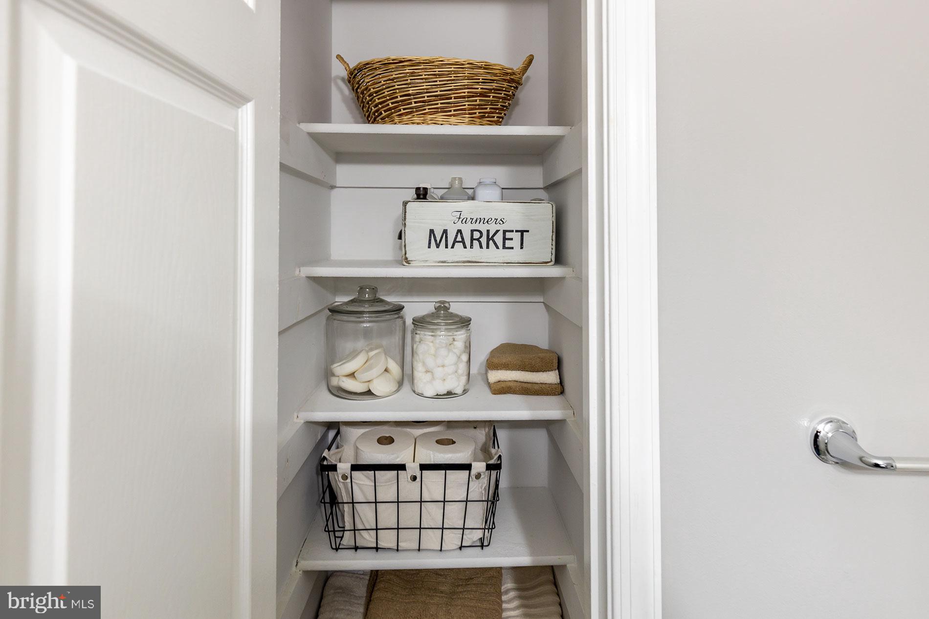 LIFESTYLE AT SULLY STATION - Residential