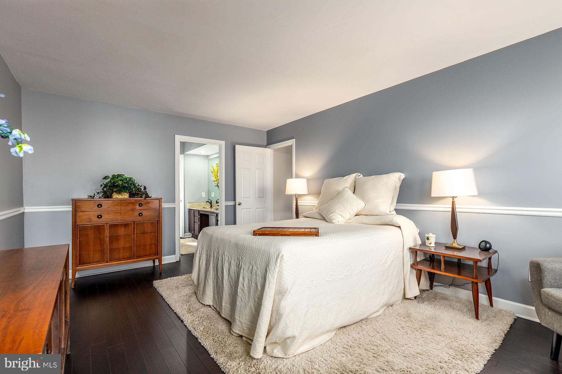 LIFESTYLE AT SULLY STATION - Residential