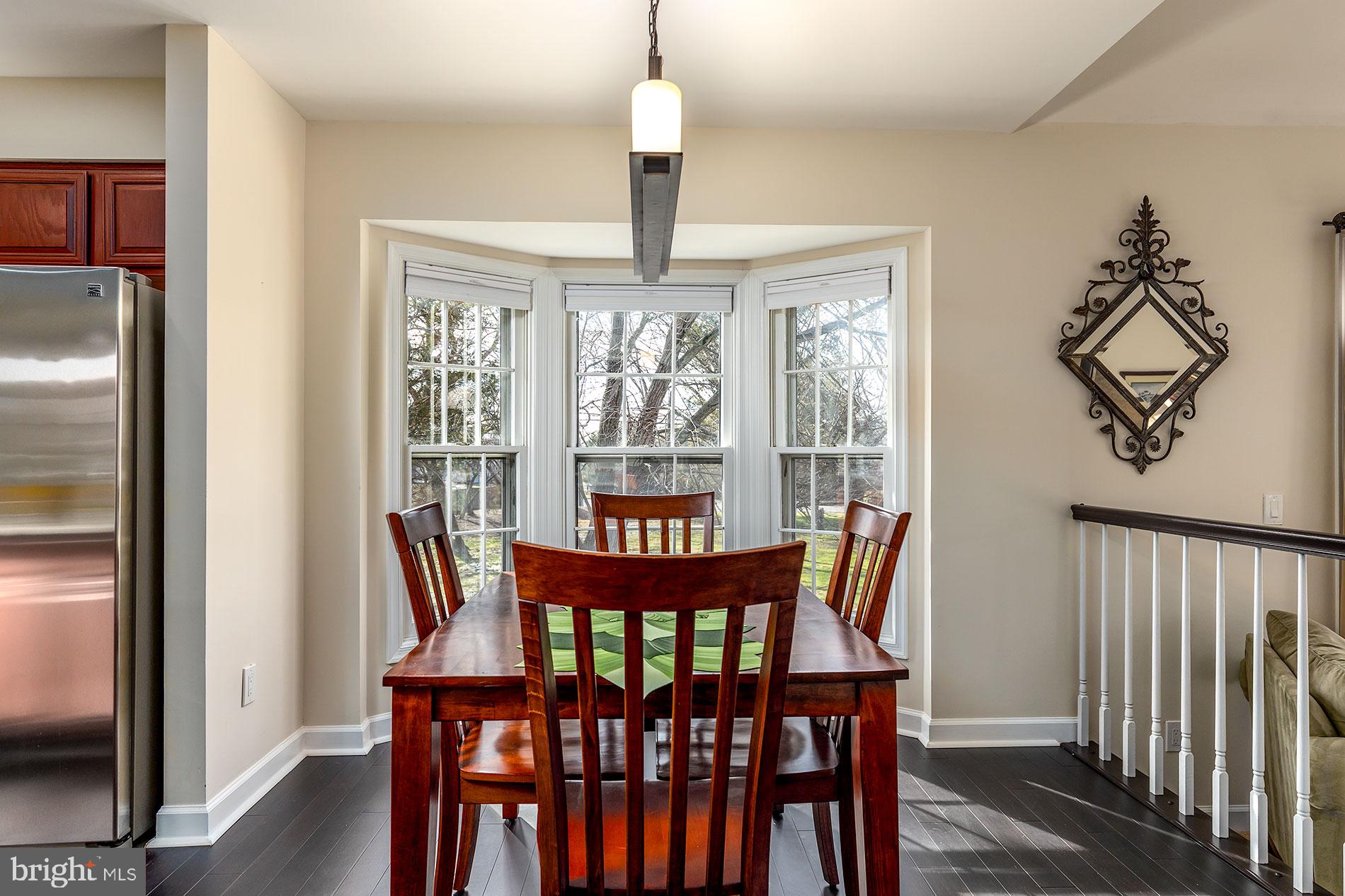 LIFESTYLE AT SULLY STATION - Residential