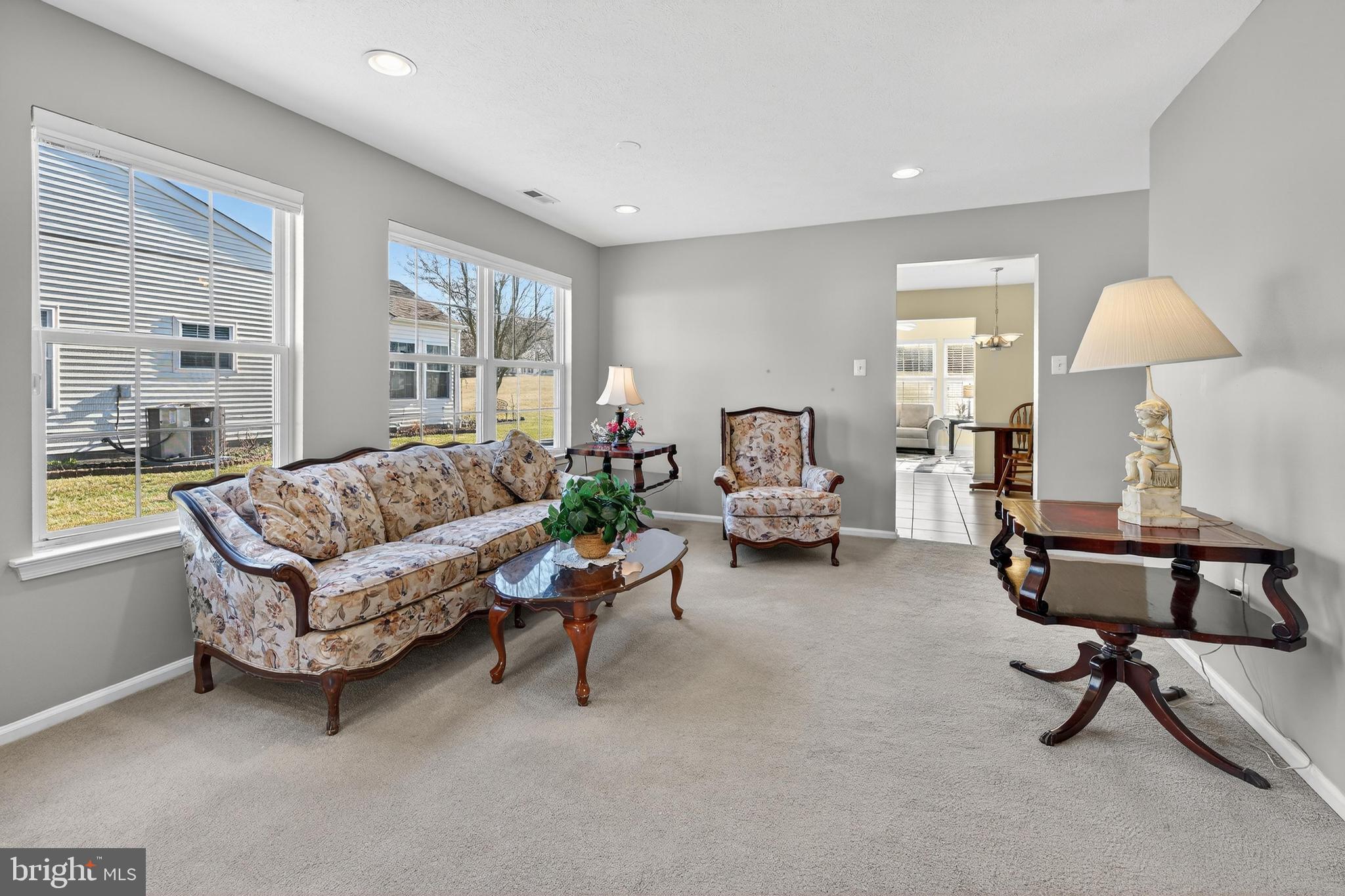 15 PEPPERGRASS DRIVE N