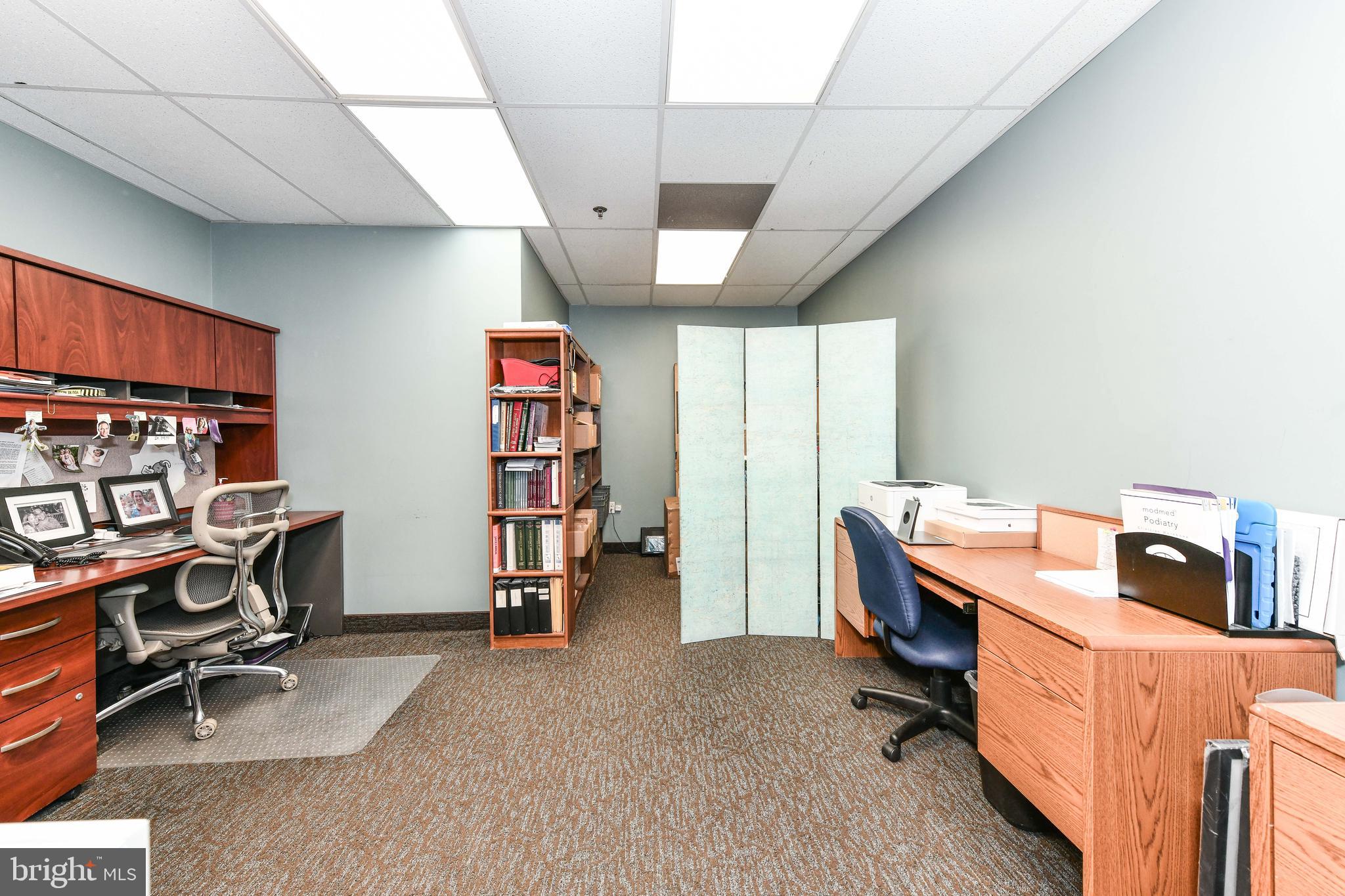 1860 TOWN CENTER DRIVE 220