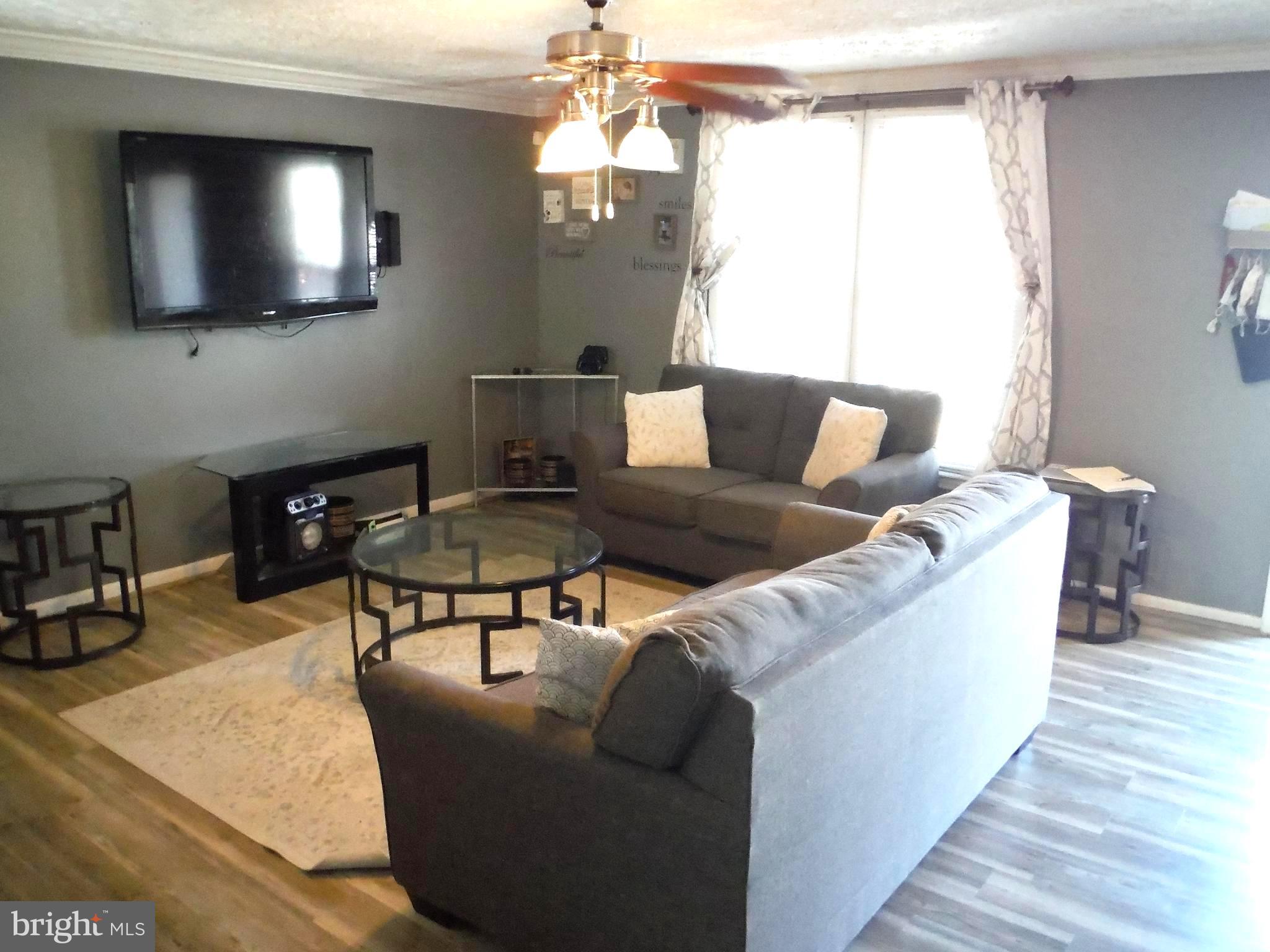 WOODBRIDGE CENTER - Residential