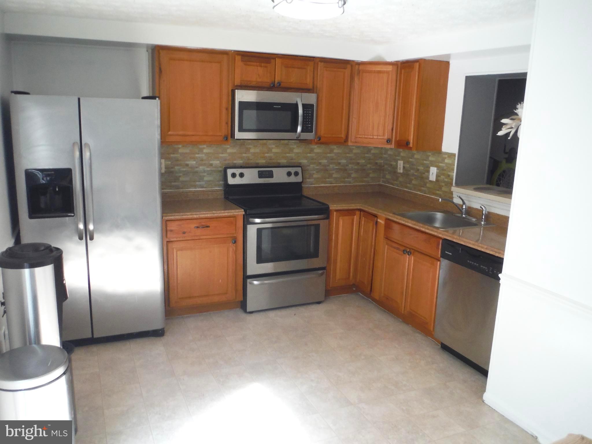 WOODBRIDGE CENTER - Residential