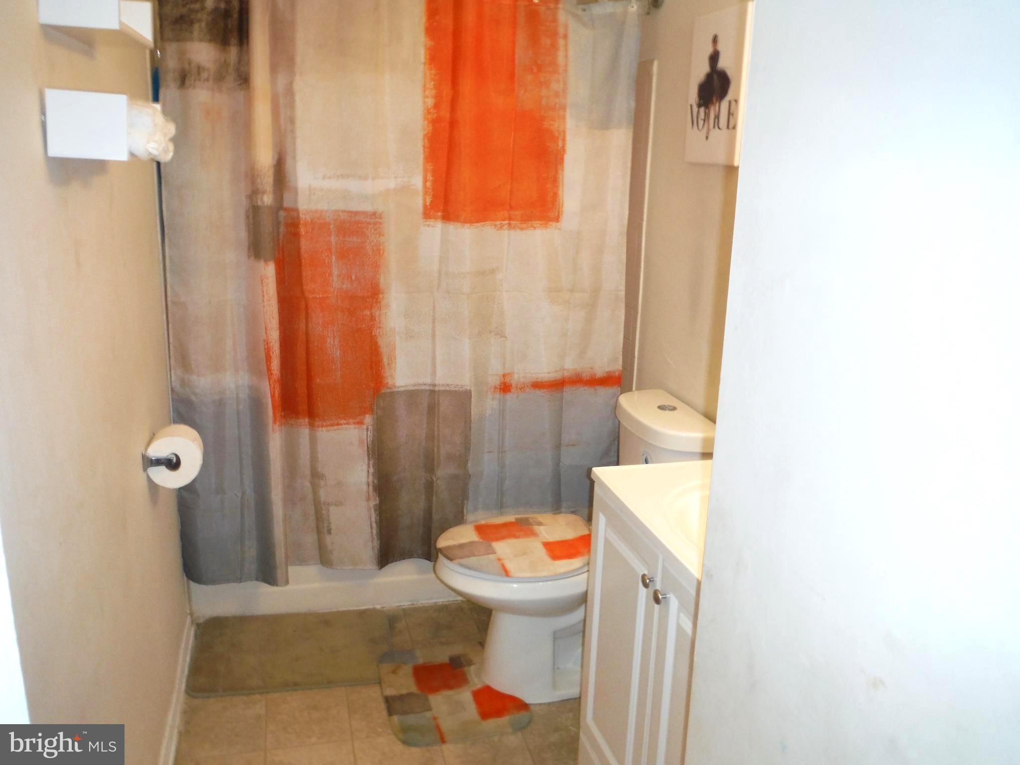 WOODBRIDGE CENTER - Residential