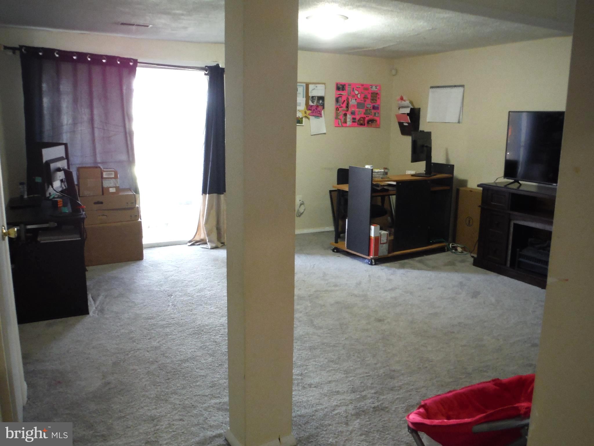 WOODBRIDGE CENTER - Residential