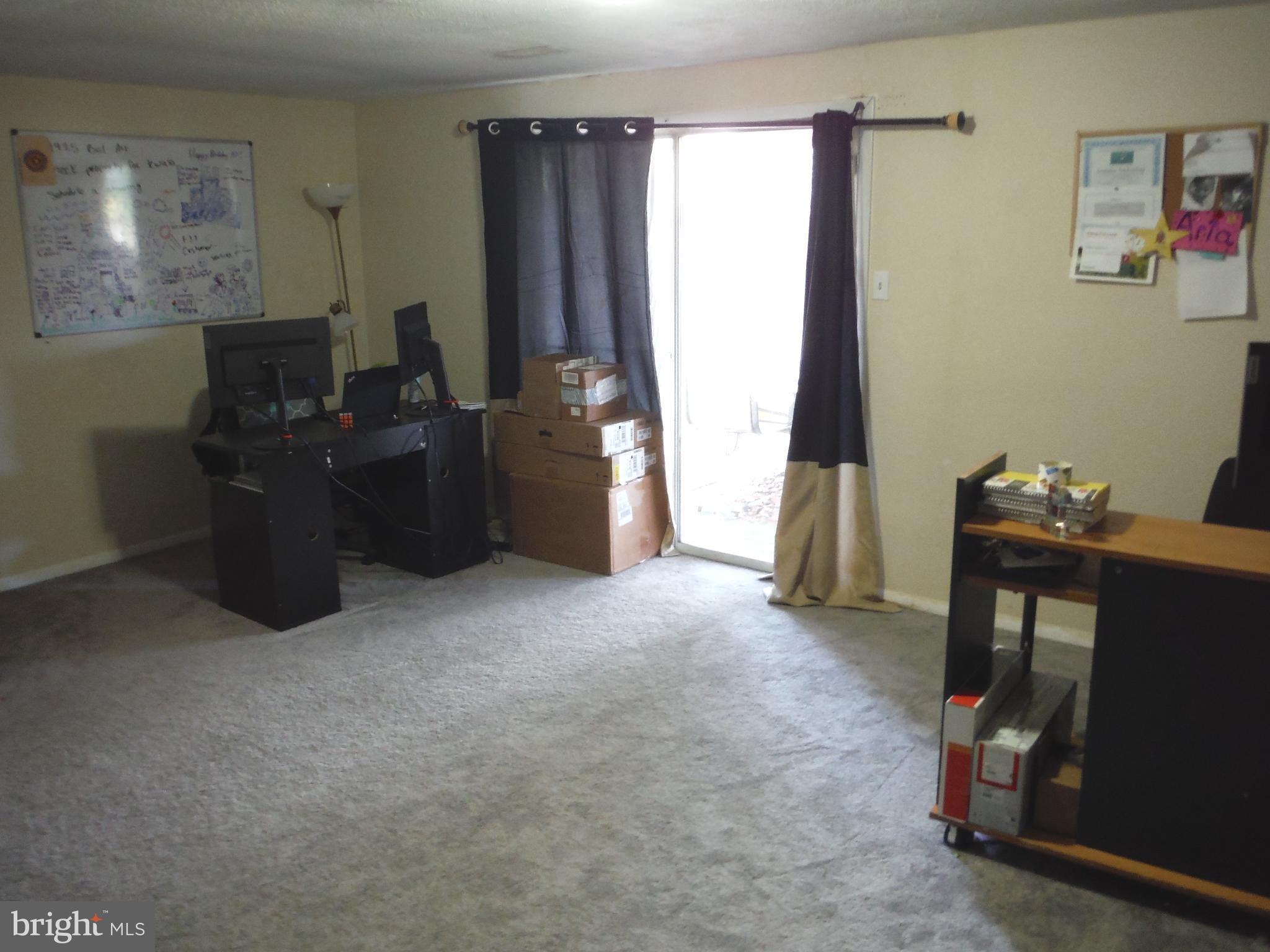 WOODBRIDGE CENTER - Residential