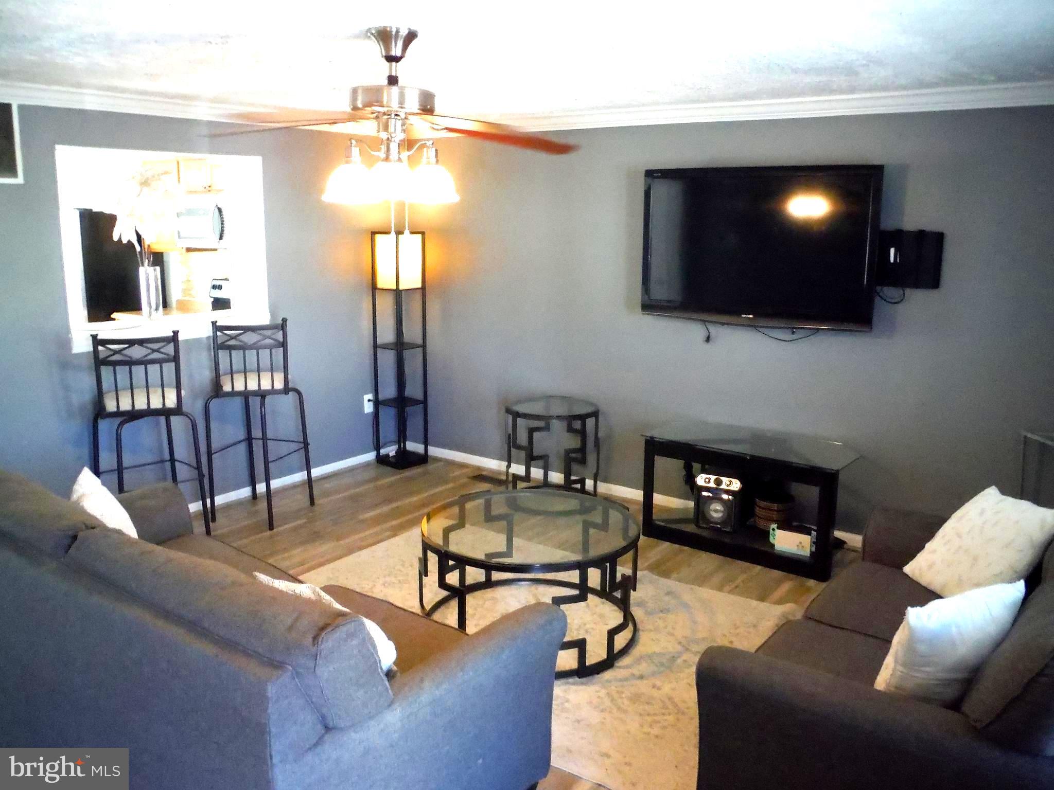 WOODBRIDGE CENTER - Residential