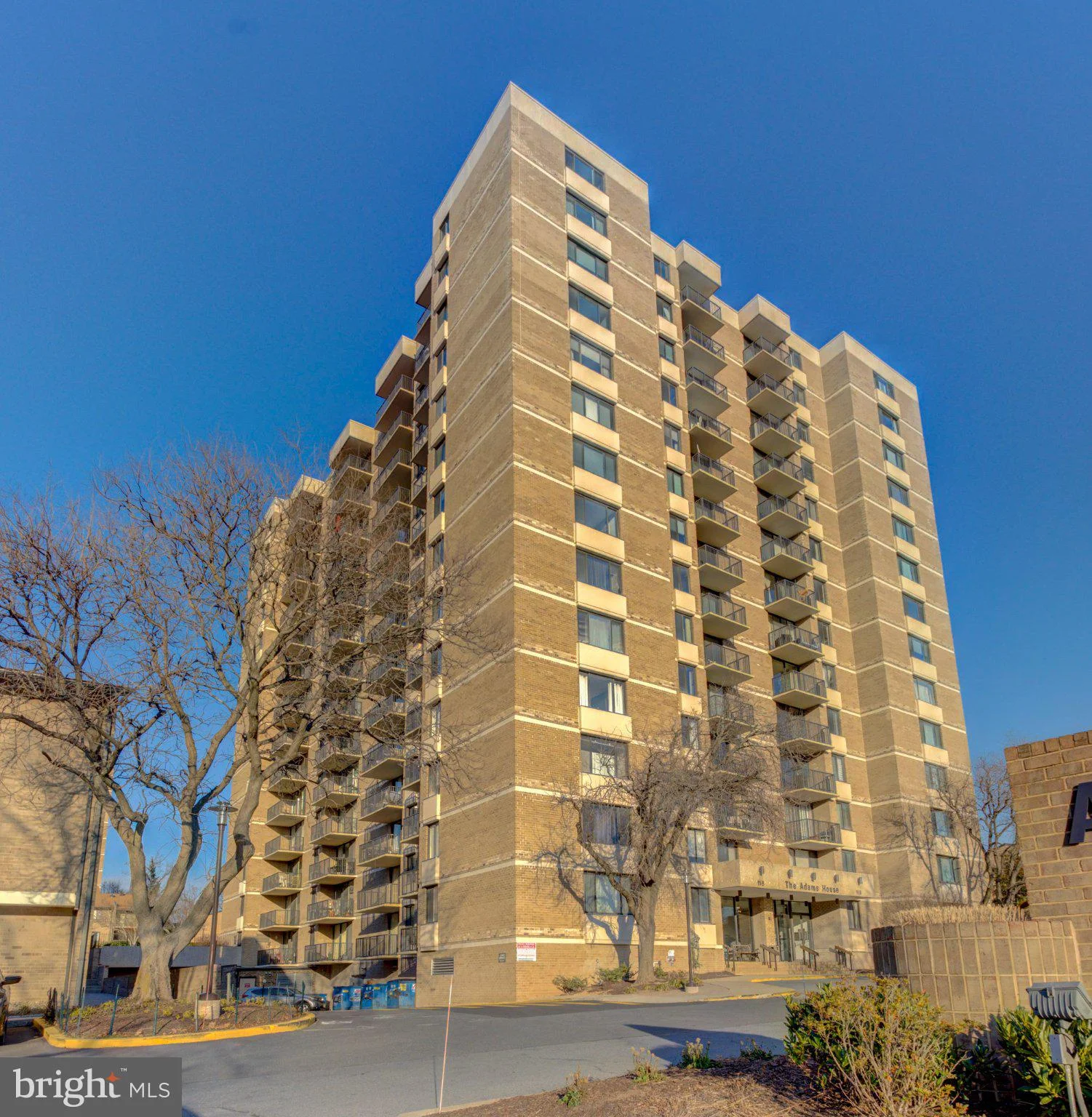 118 Monroe Street Unit 807
