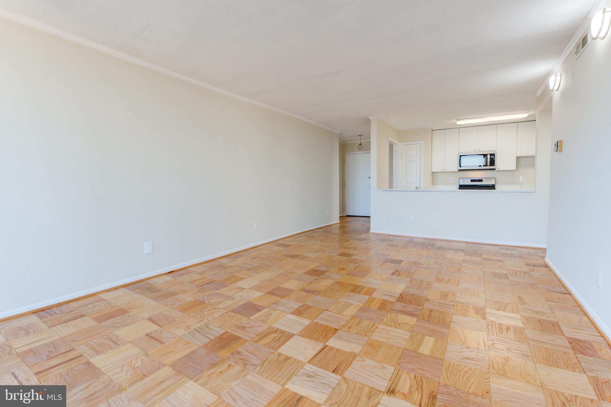118 MONROE STREET 807