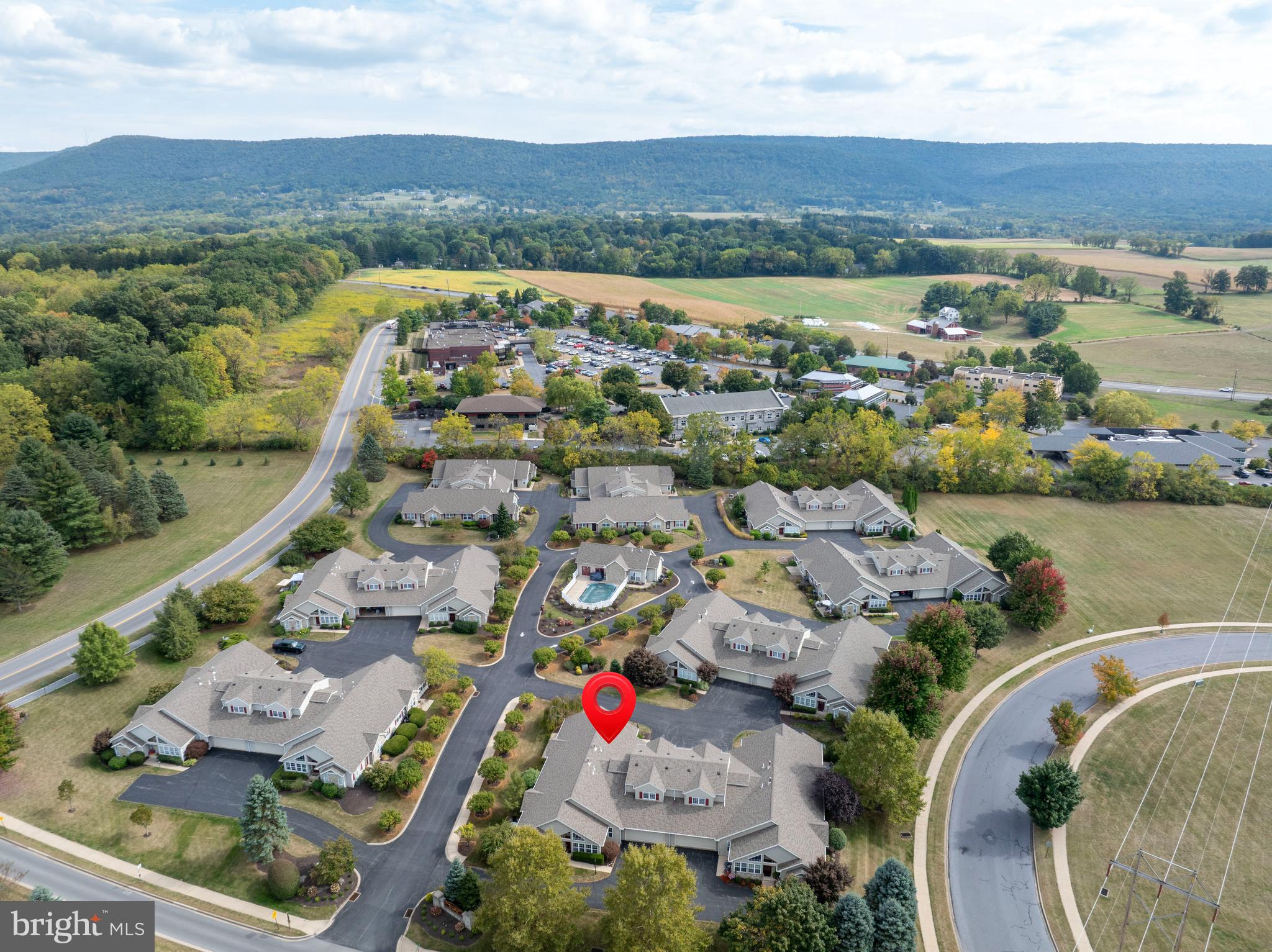 WELLINGTON GREENS - Residential