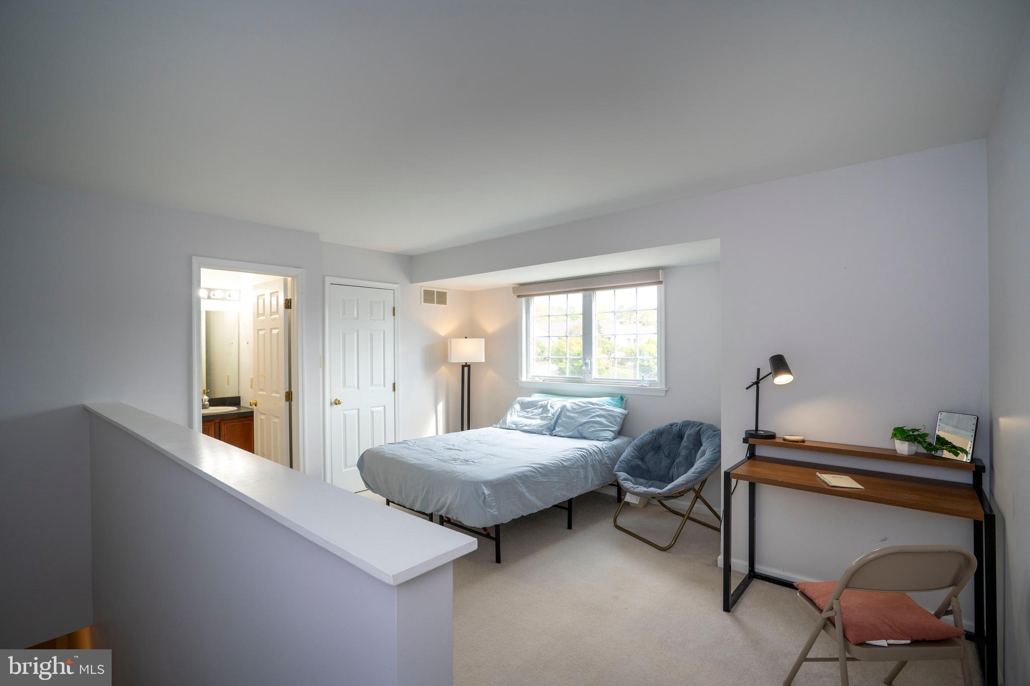 WELLINGTON GREENS - Residential