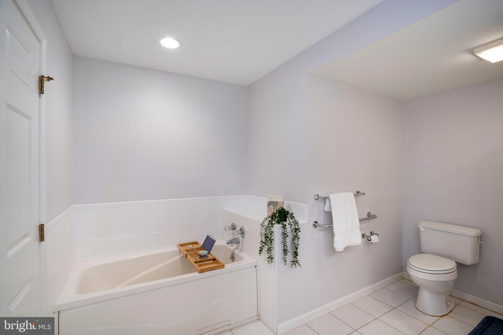 WELLINGTON GREENS - Residential