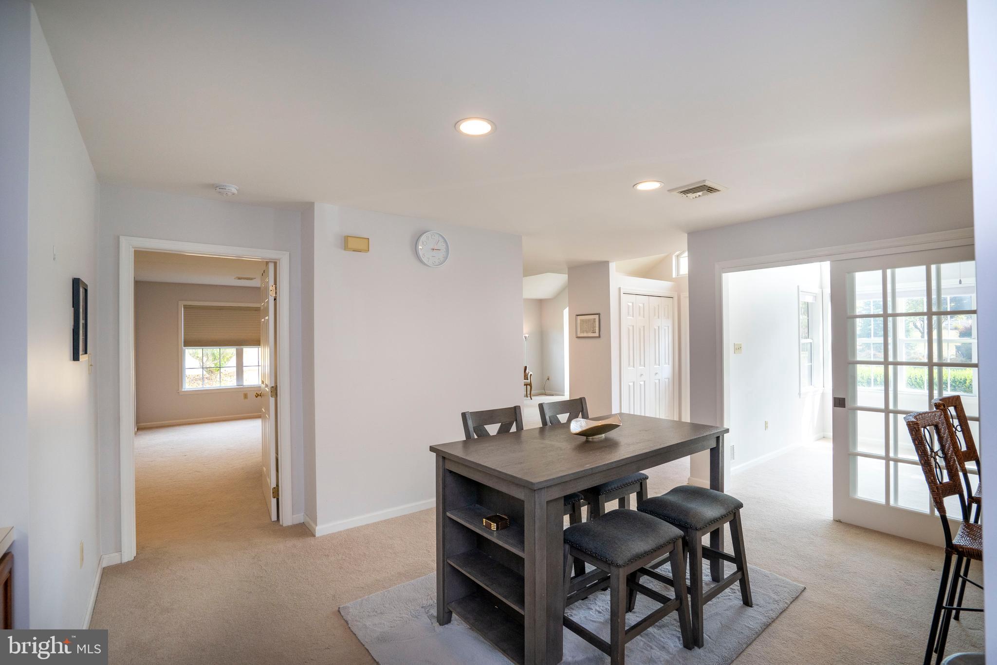 WELLINGTON GREENS - Residential