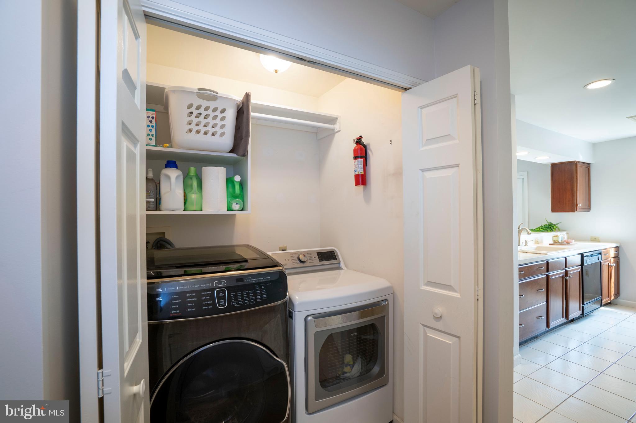 WELLINGTON GREENS - Residential