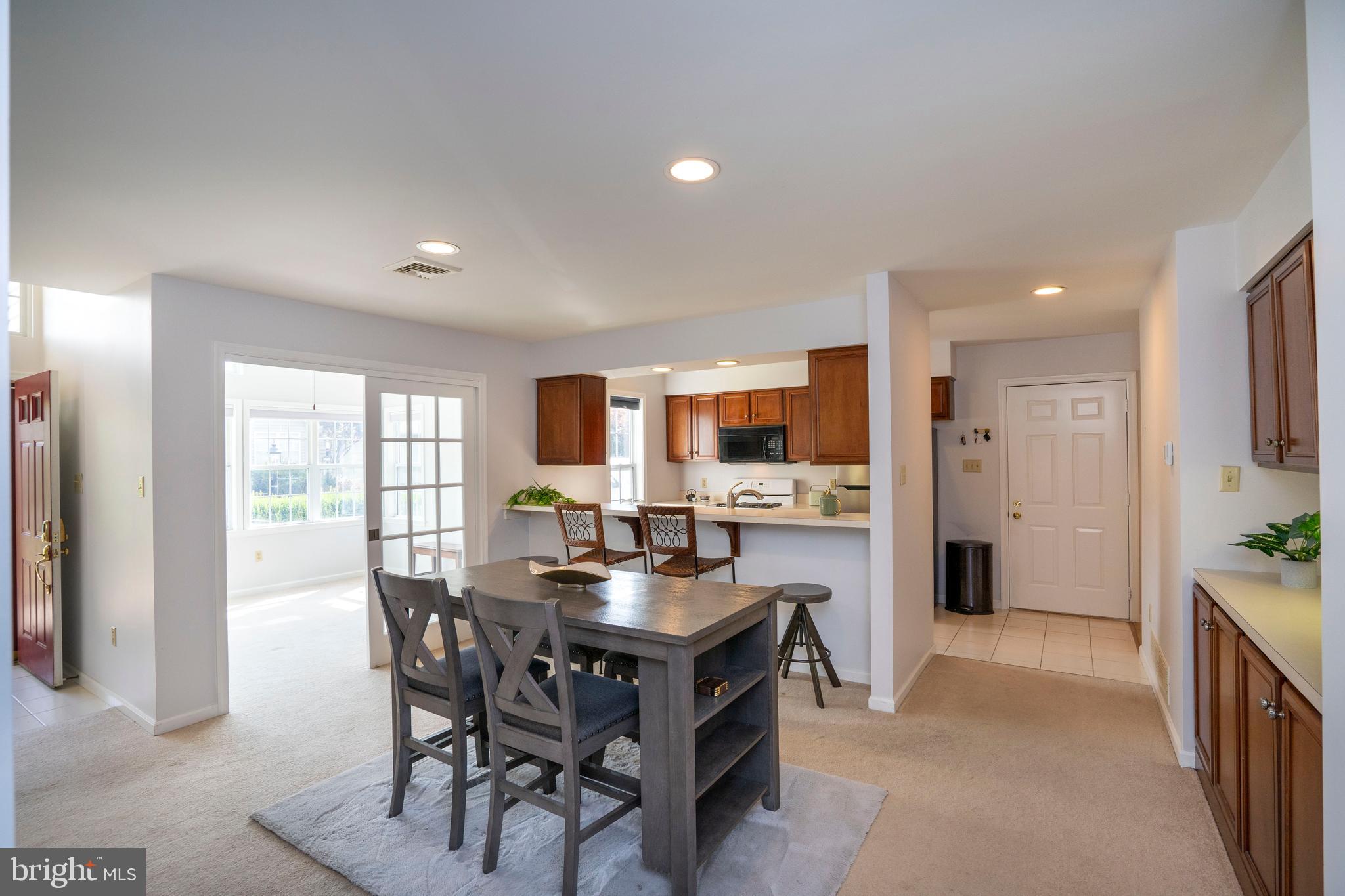 WELLINGTON GREENS - Residential