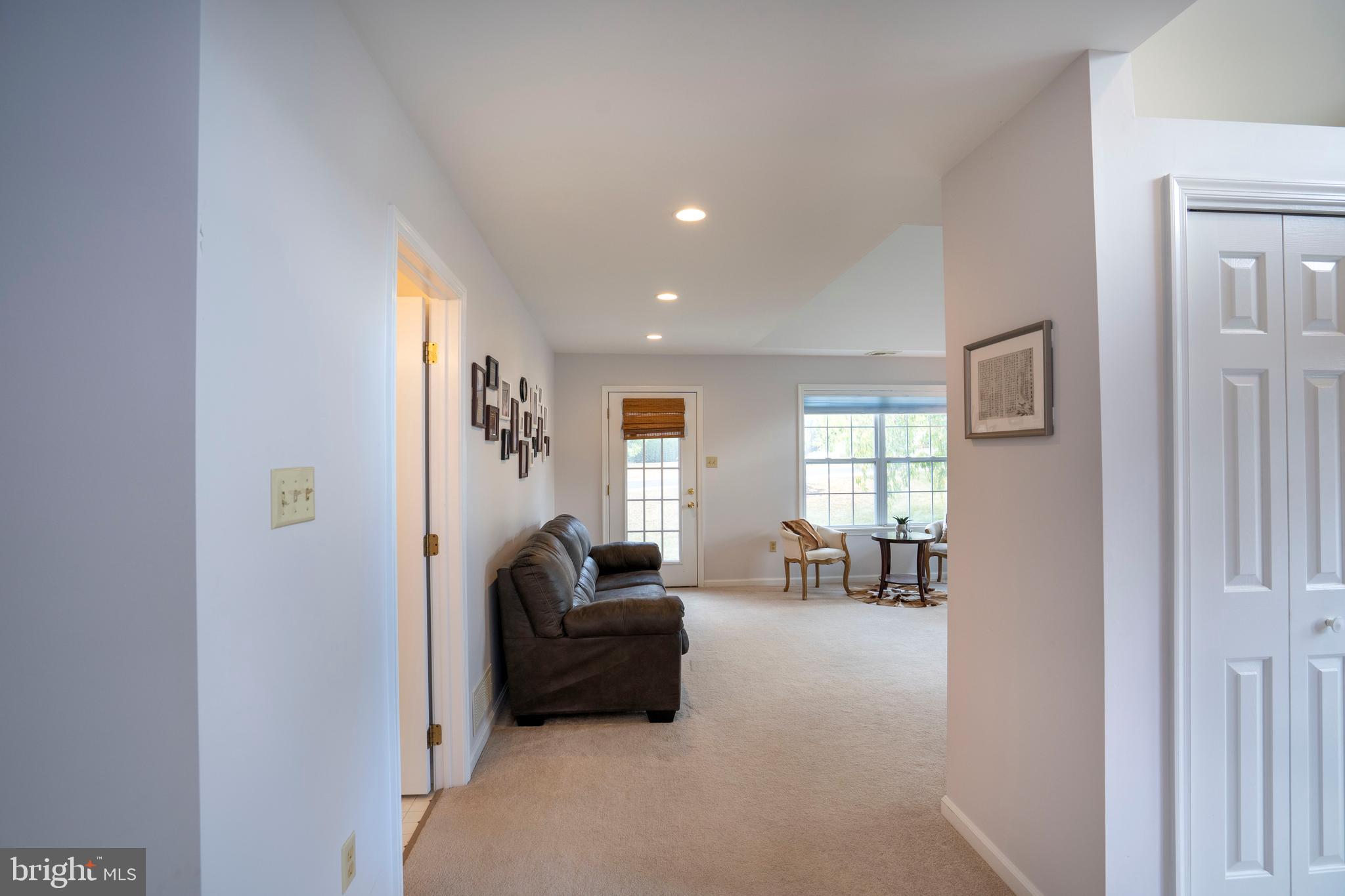 WELLINGTON GREENS - Residential