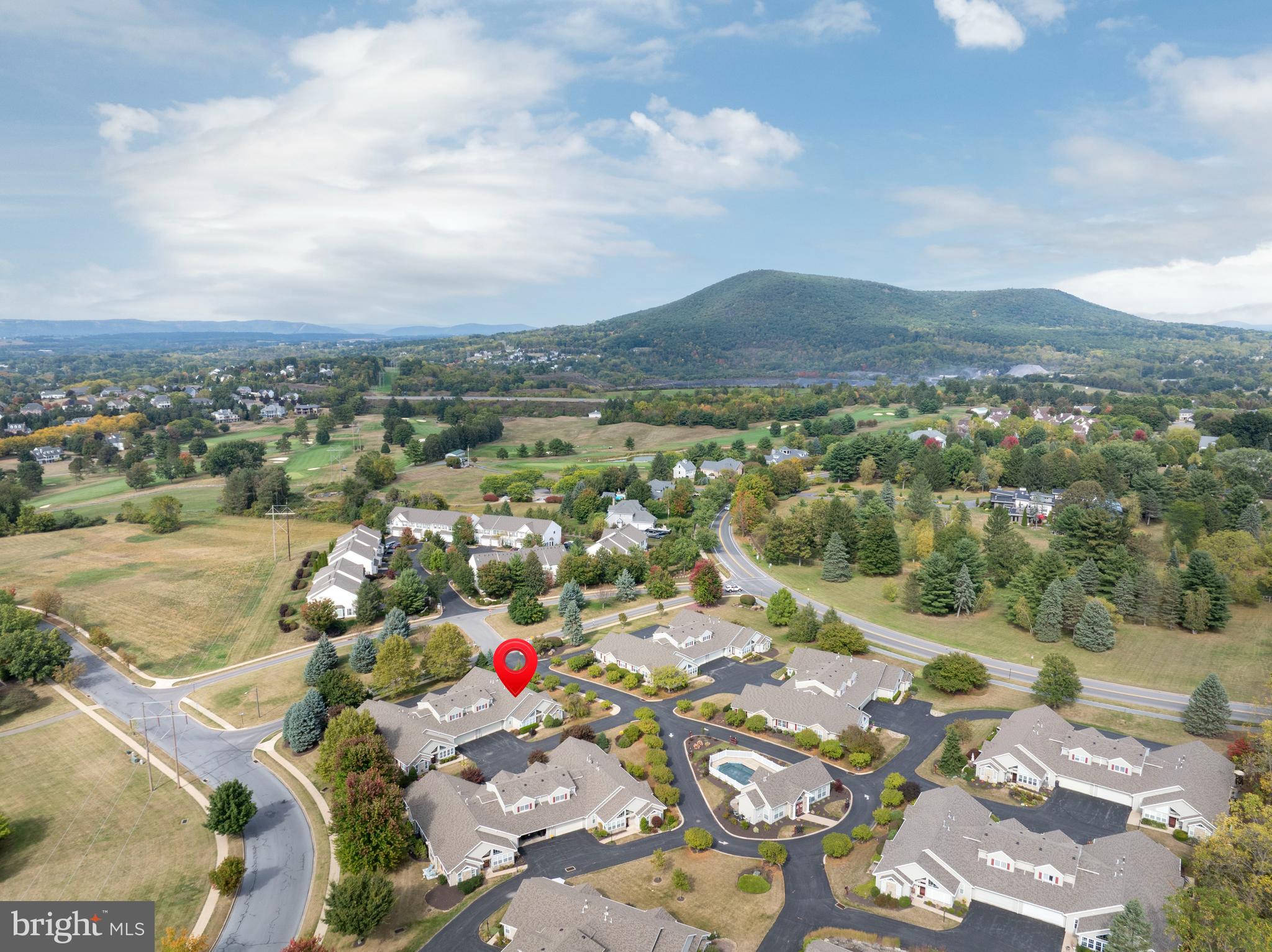 WELLINGTON GREENS - Residential