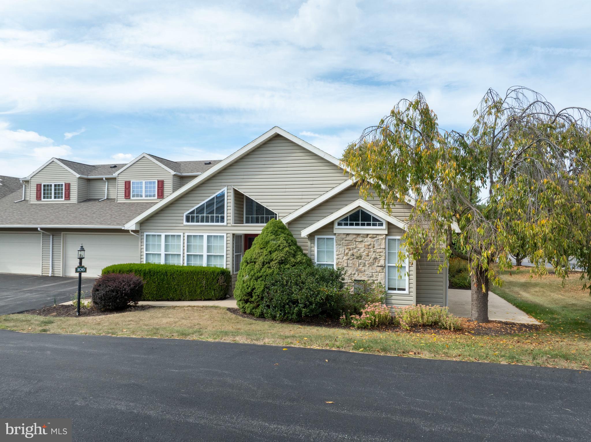 WELLINGTON GREENS - Residential