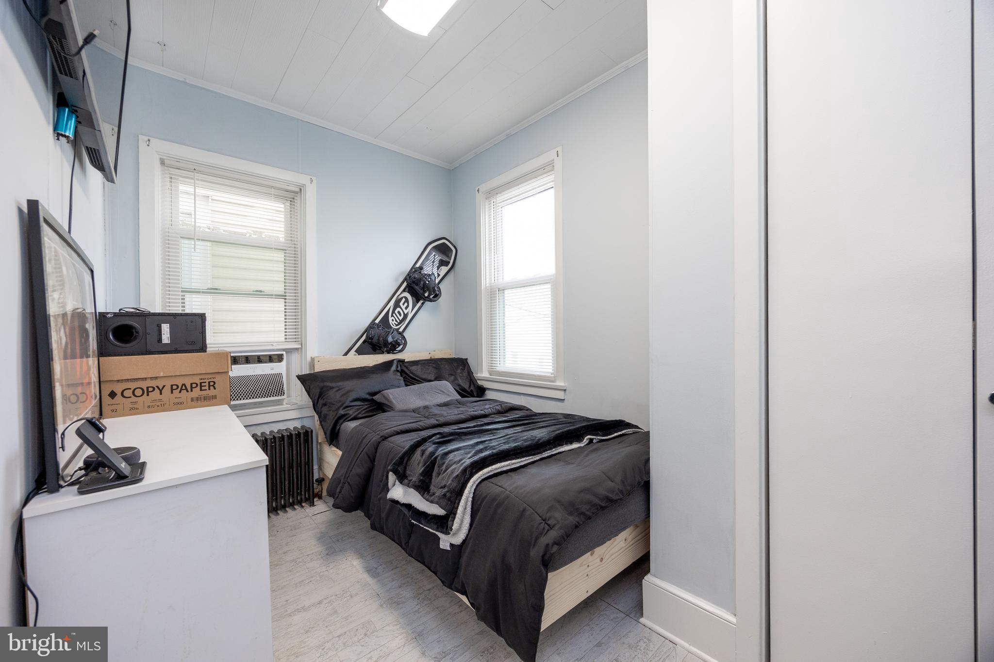 SHILLINGTON - Residential