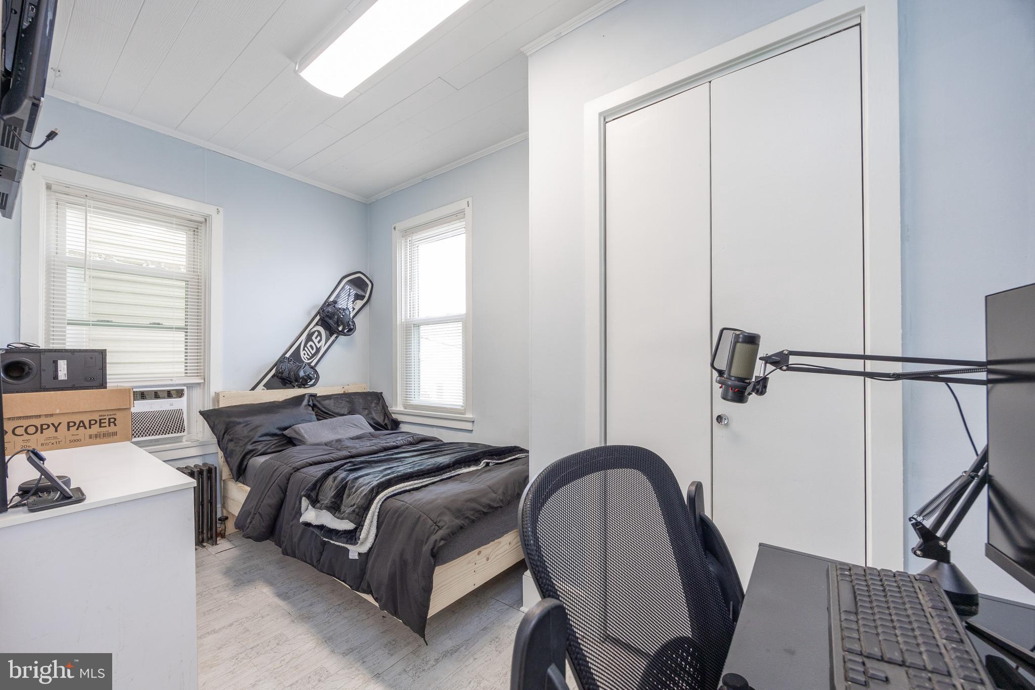 SHILLINGTON - Residential