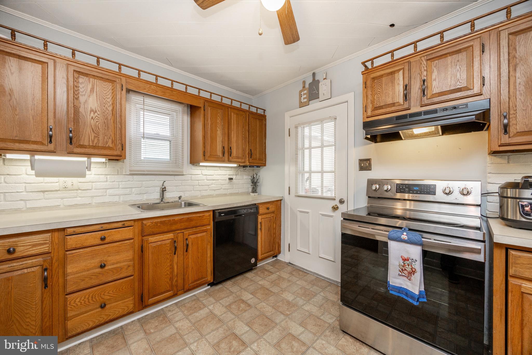 SHILLINGTON - Residential