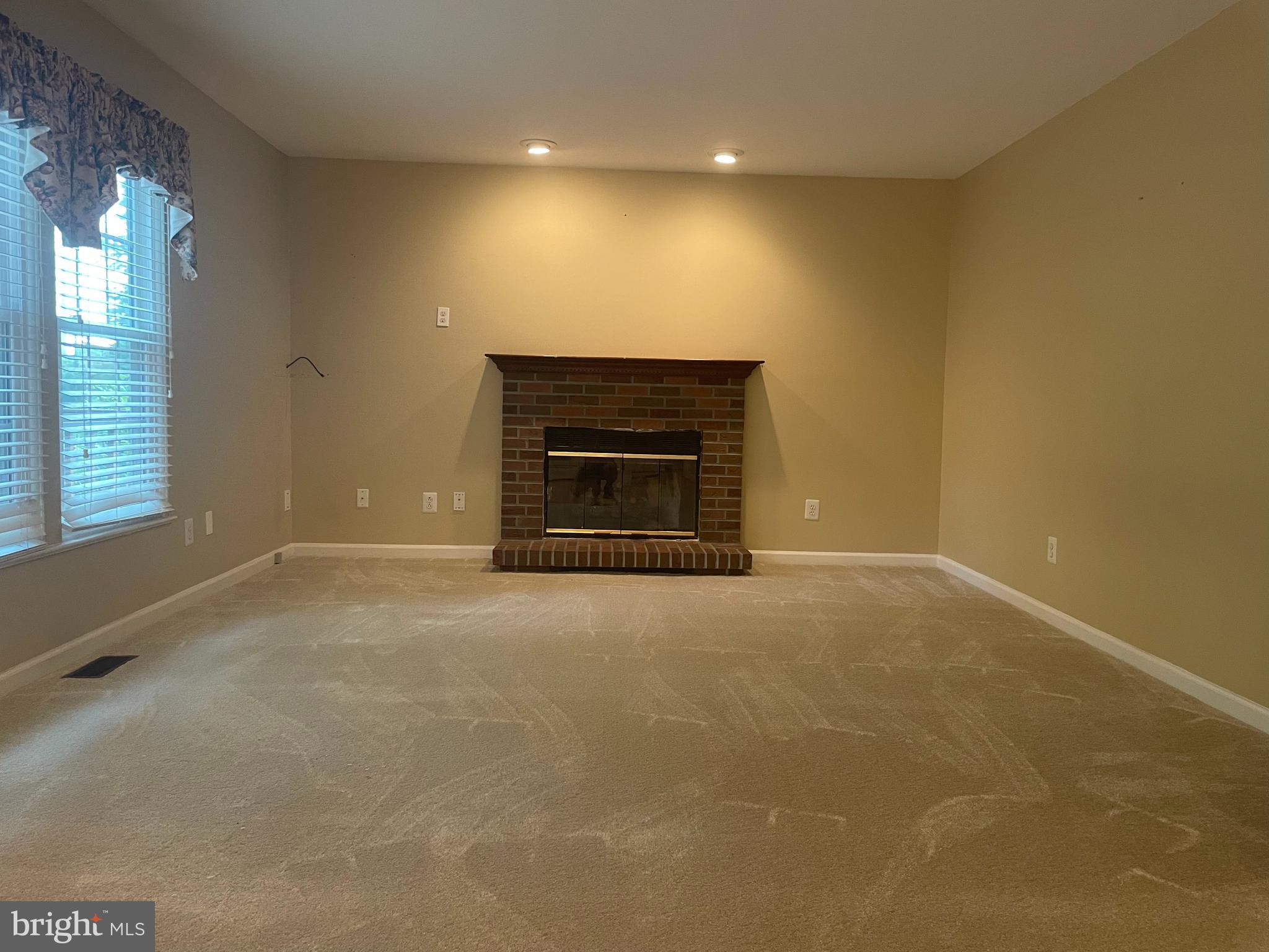 OLD MILL - Residential