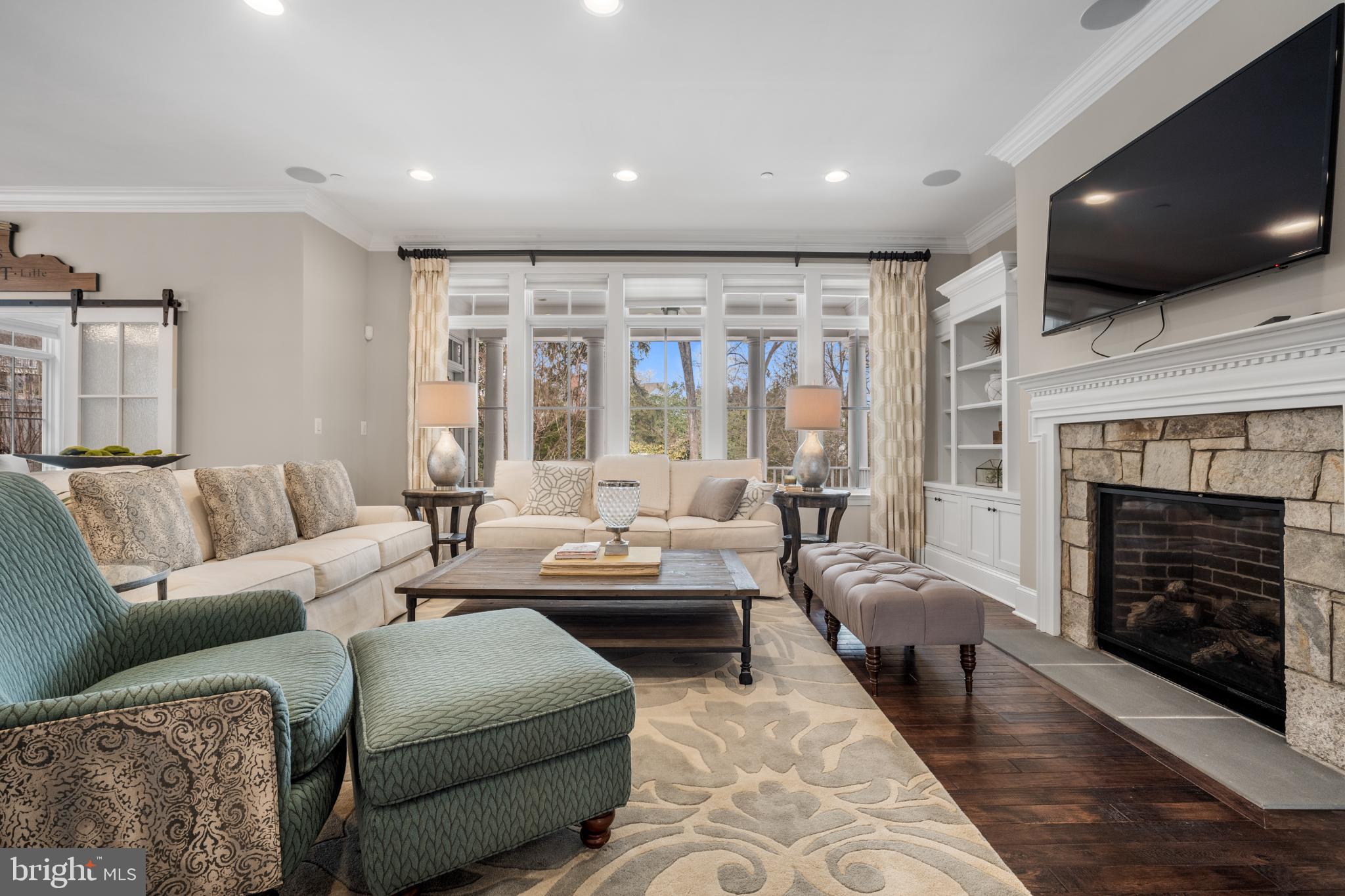 BRADLEY WOODS - Residential