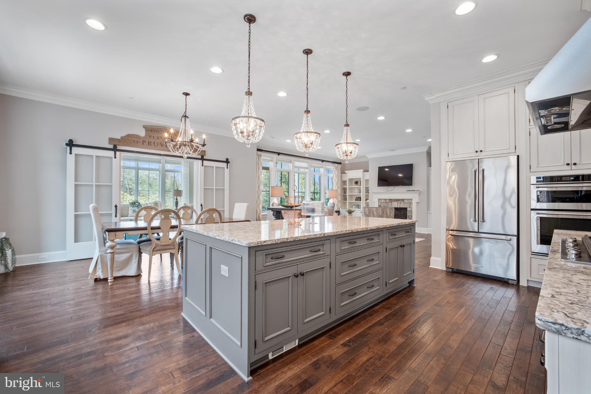 BRADLEY WOODS - Residential