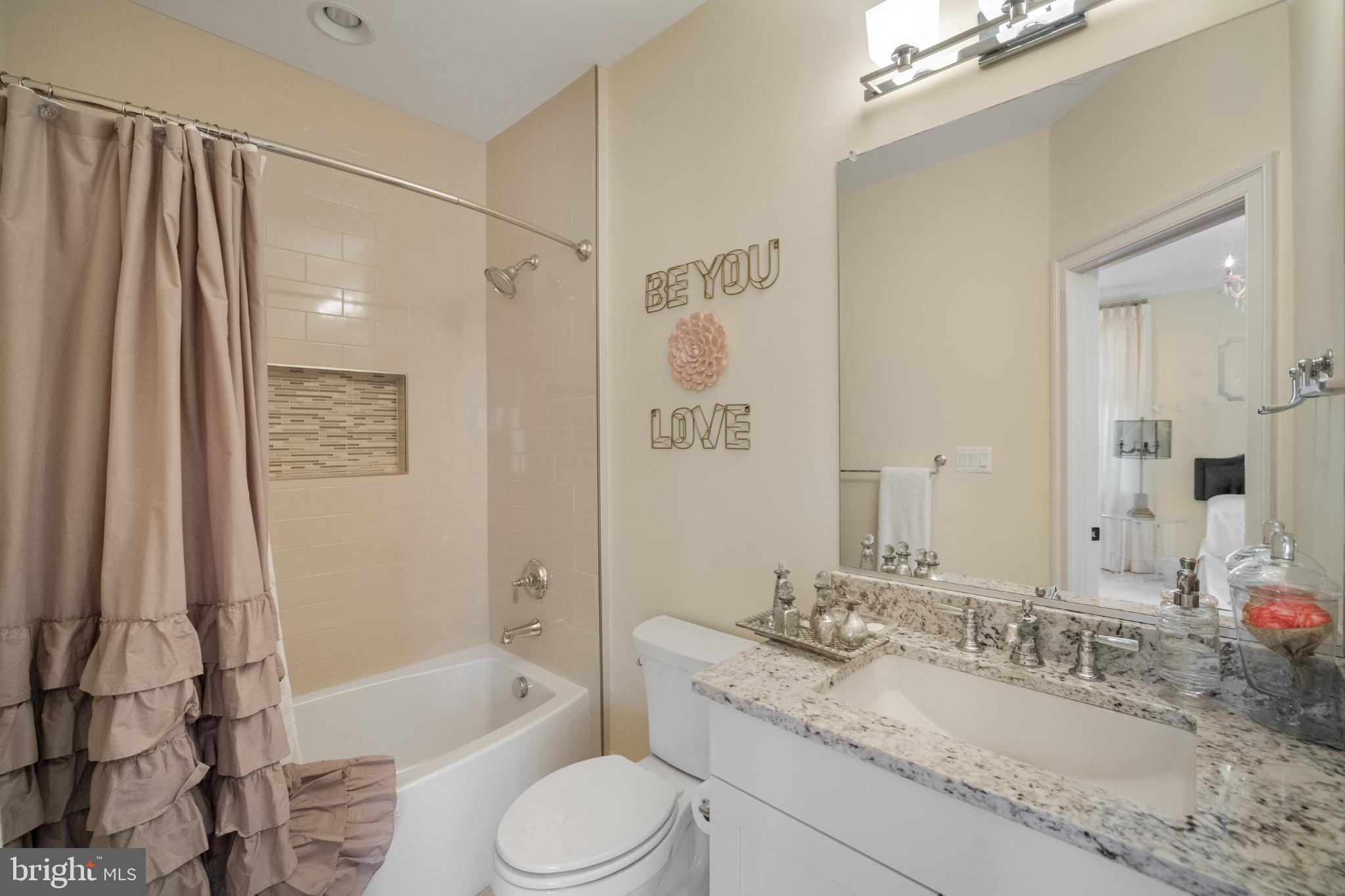 BRADLEY WOODS - Residential