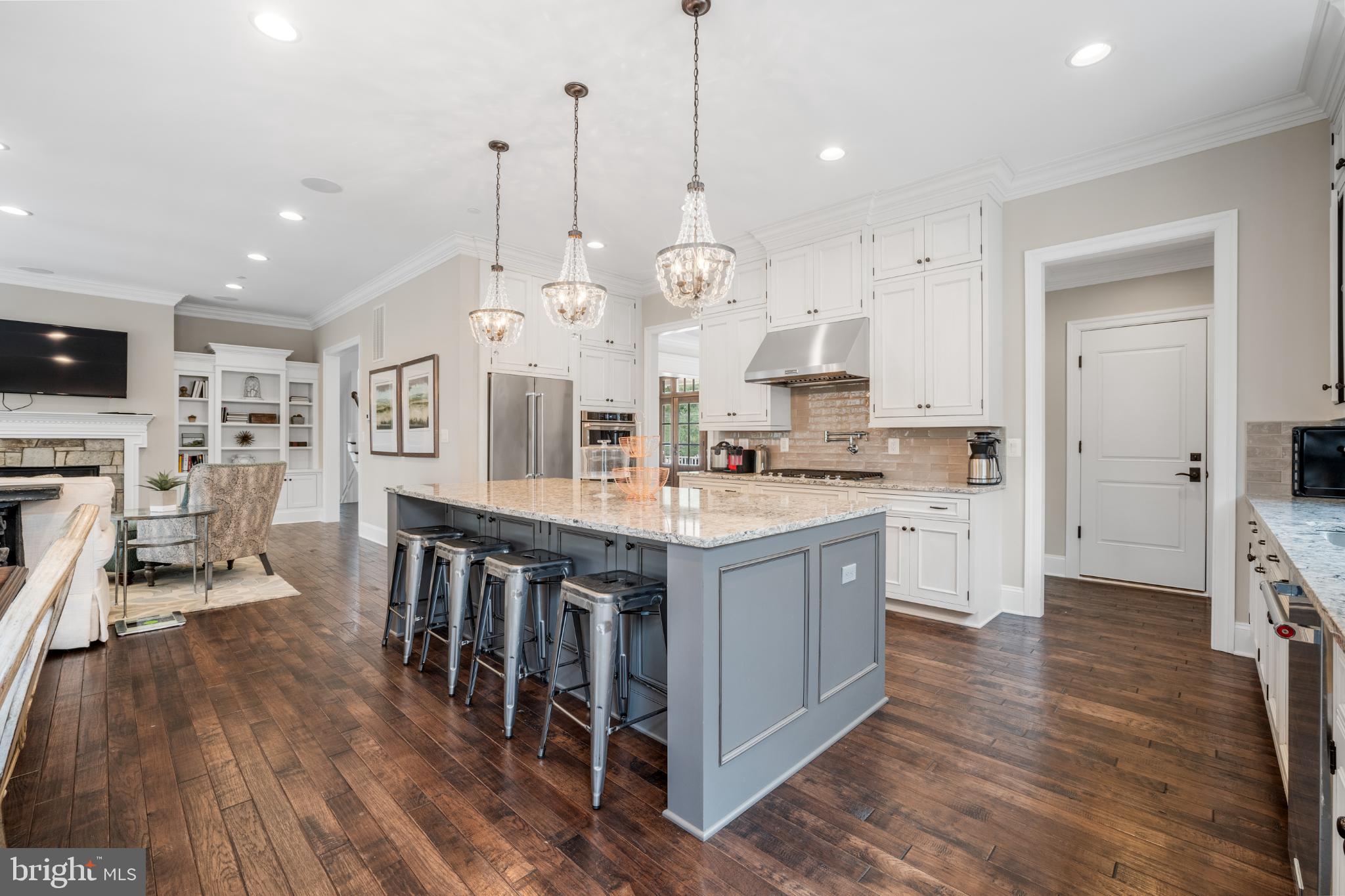 BRADLEY WOODS - Residential