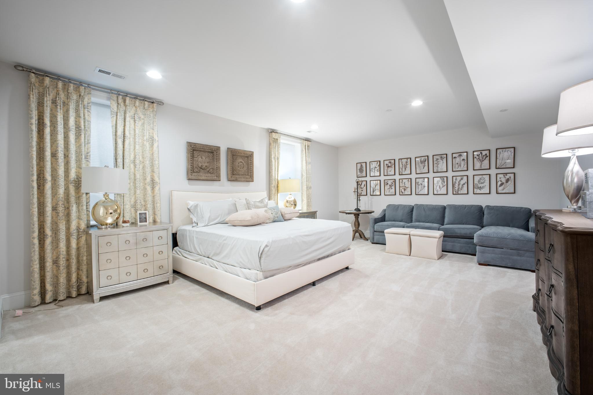 BRADLEY WOODS - Residential