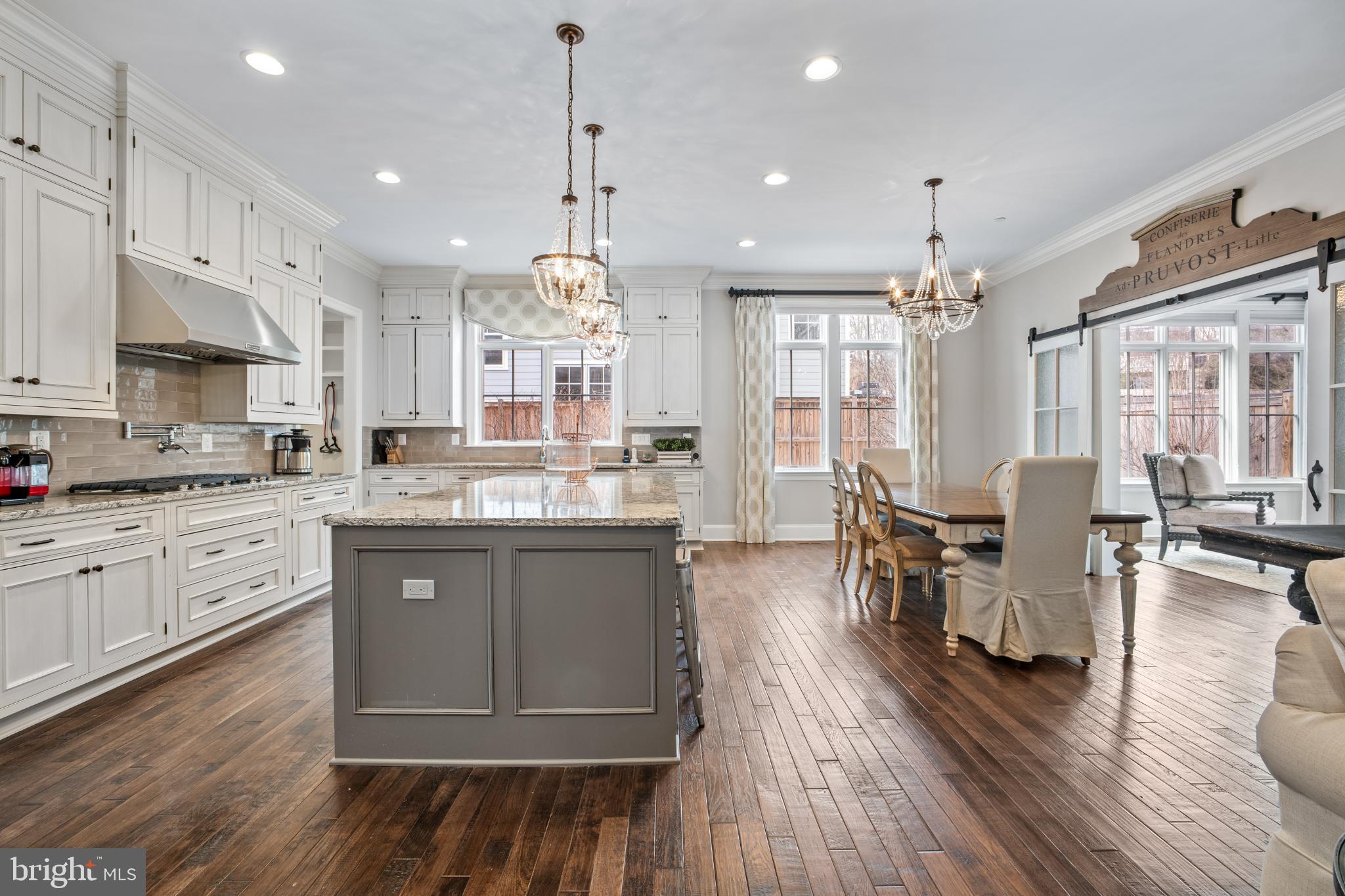 BRADLEY WOODS - Residential