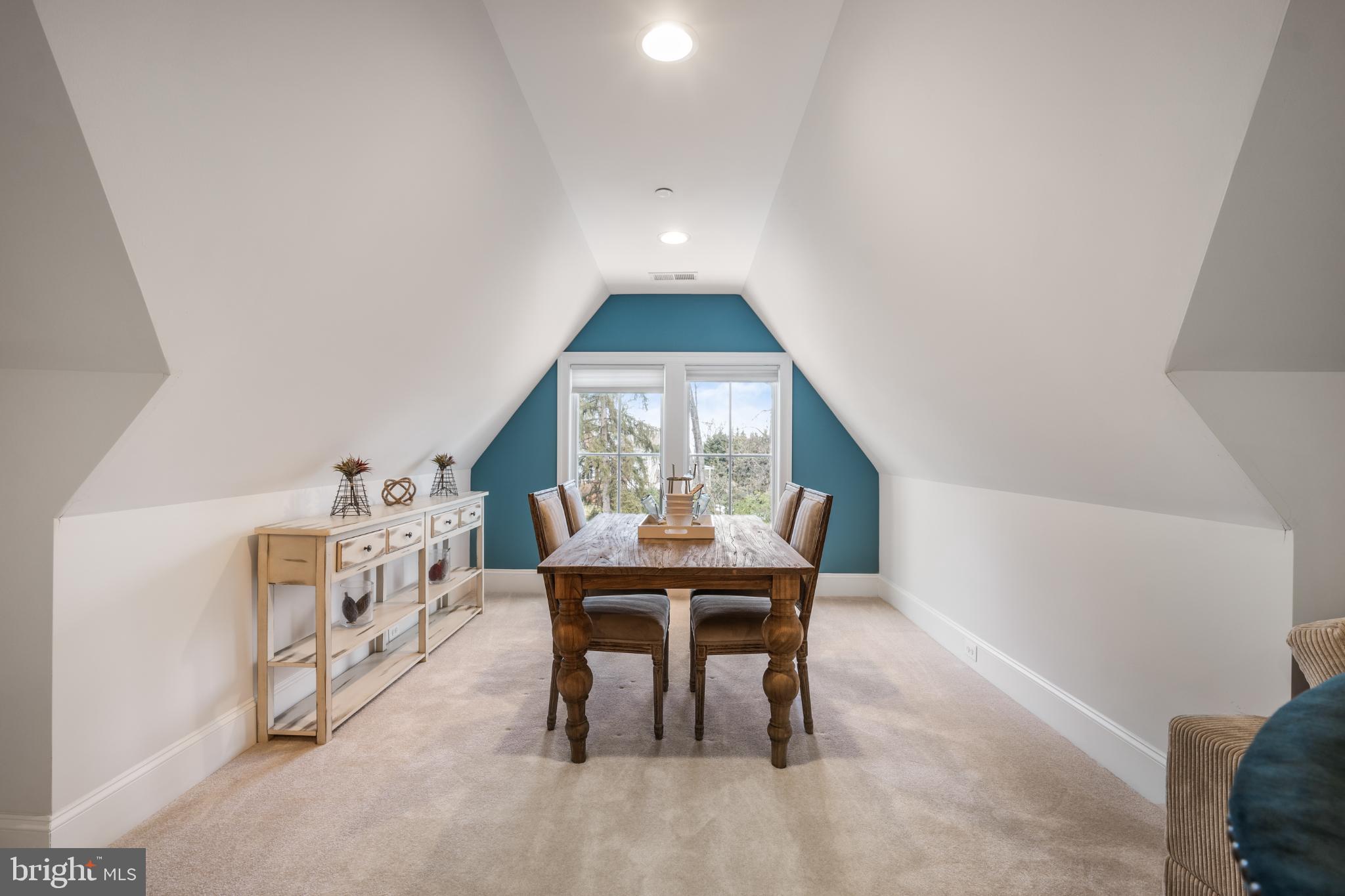 BRADLEY WOODS - Residential