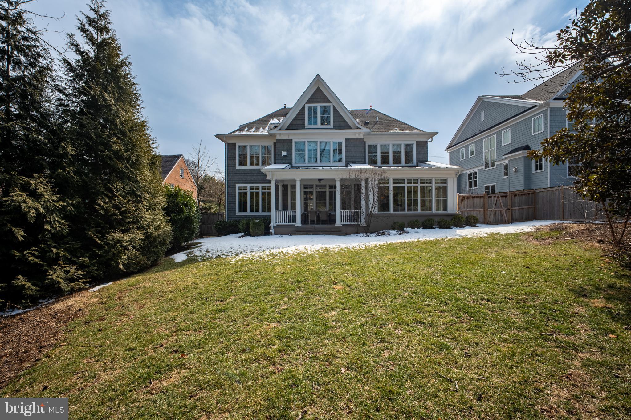 BRADLEY WOODS - Residential