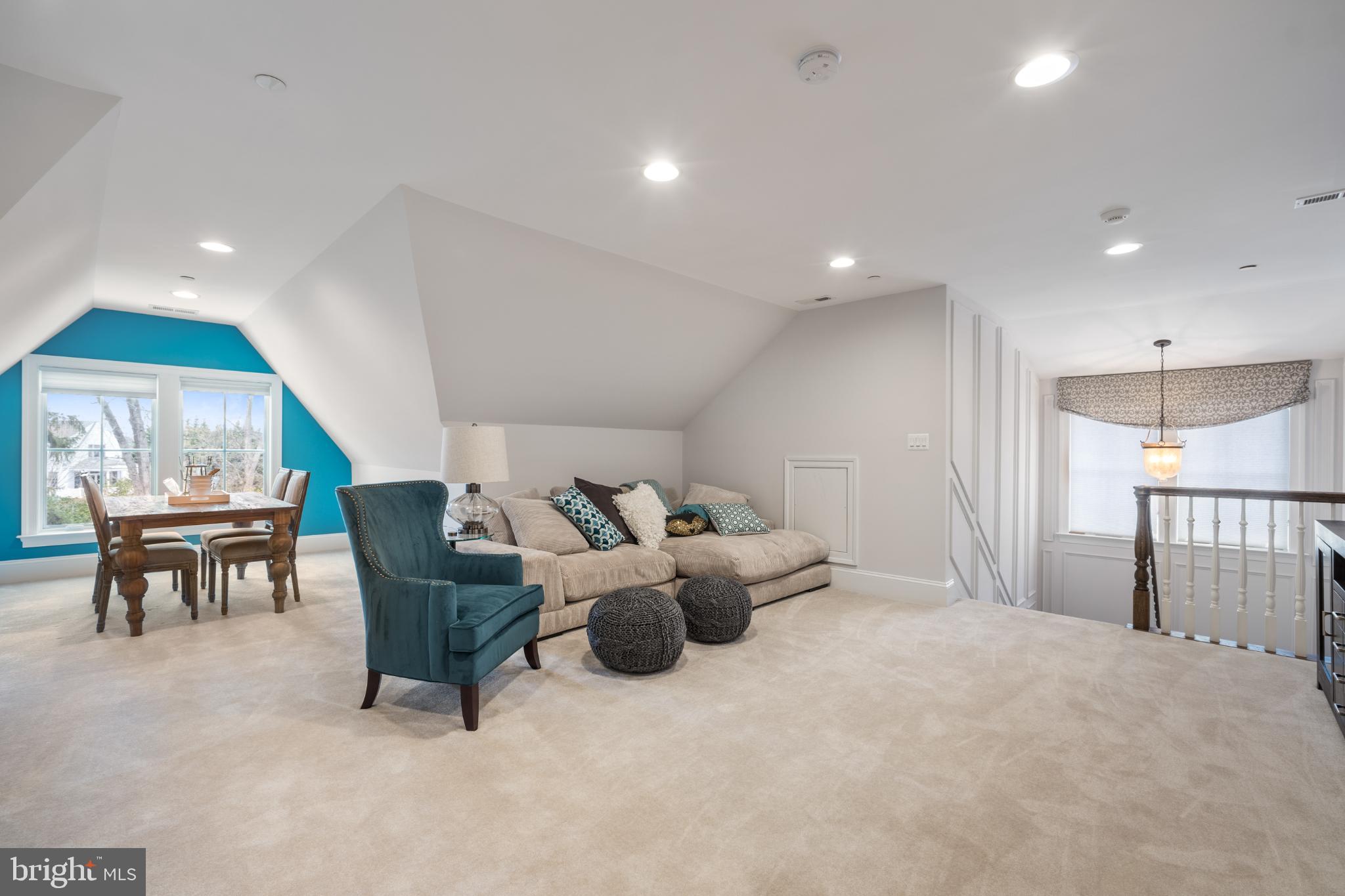 BRADLEY WOODS - Residential