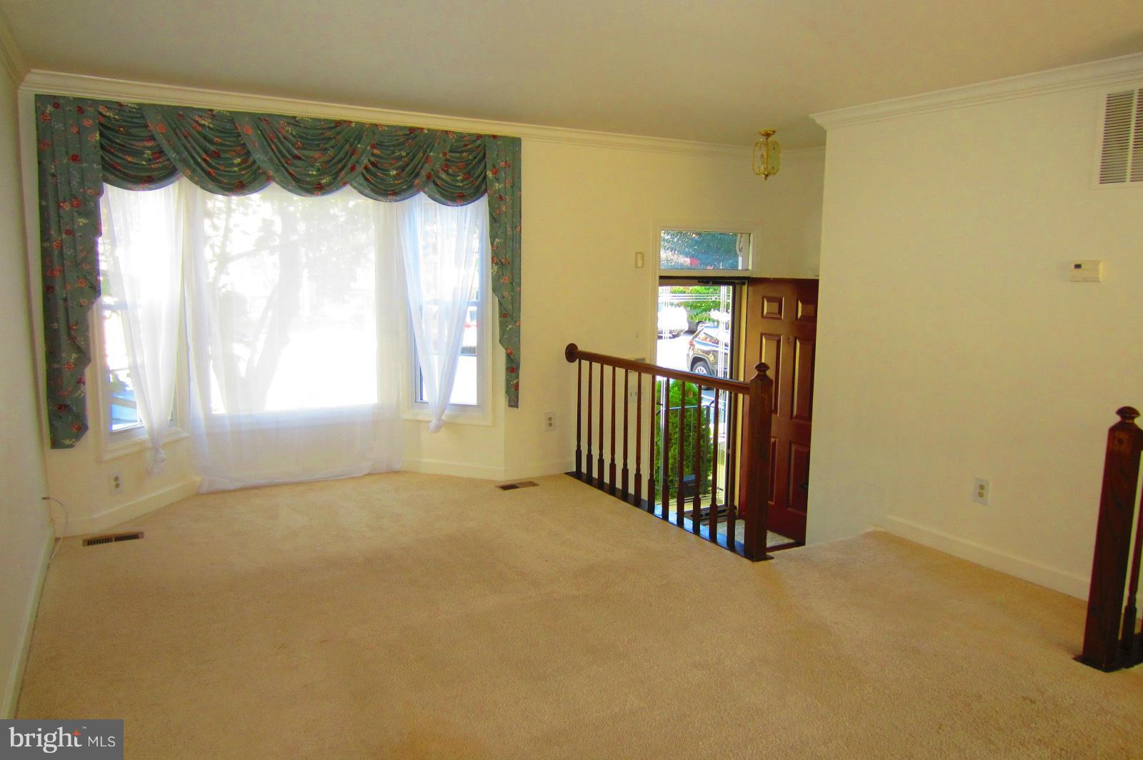 KINGSTOWNE - Residential Lease